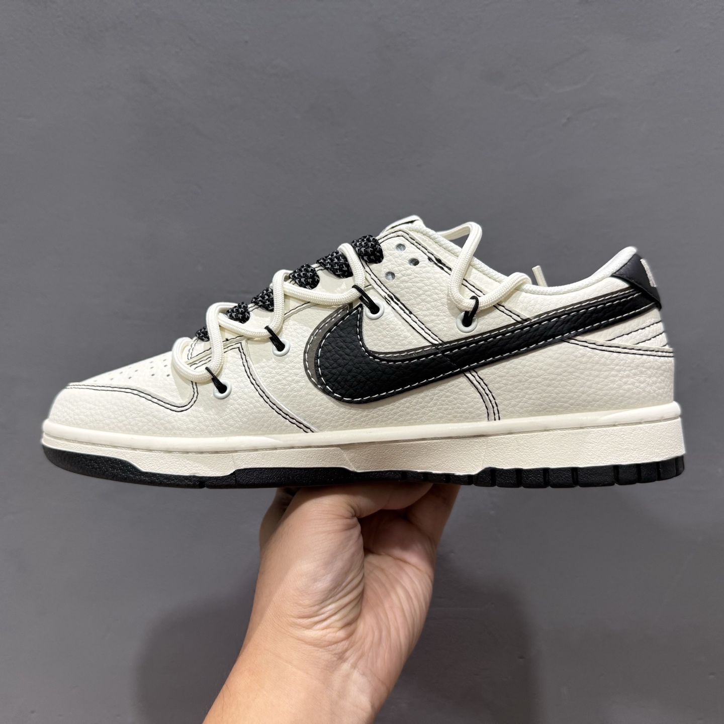 Nike SB Dunk Low LV联名绑带黑勾 低帮休闲板鞋  DM6868-076