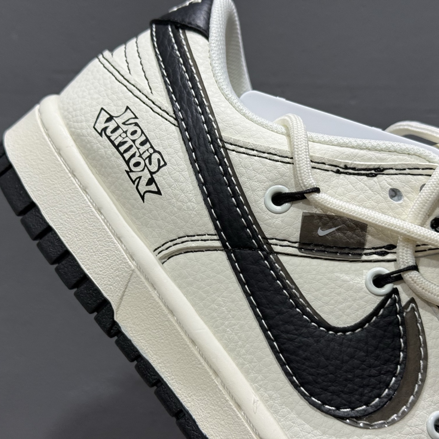 Nike SB Dunk Low LV联名绑带黑勾 低帮休闲板鞋  DM6868-076