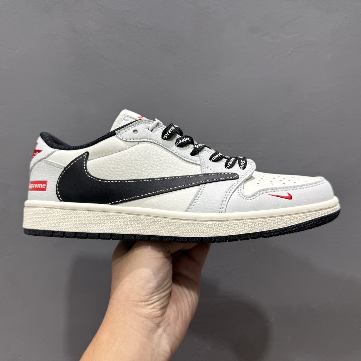 Nk SB Dunk Low 斯图西联名-米白蓝勾 低帮休闲板鞋 SJ2068-119 Nk SB Dunk Low 斯图西联名-米白蓝勾 低帮休闲板鞋 SJ2068-119
