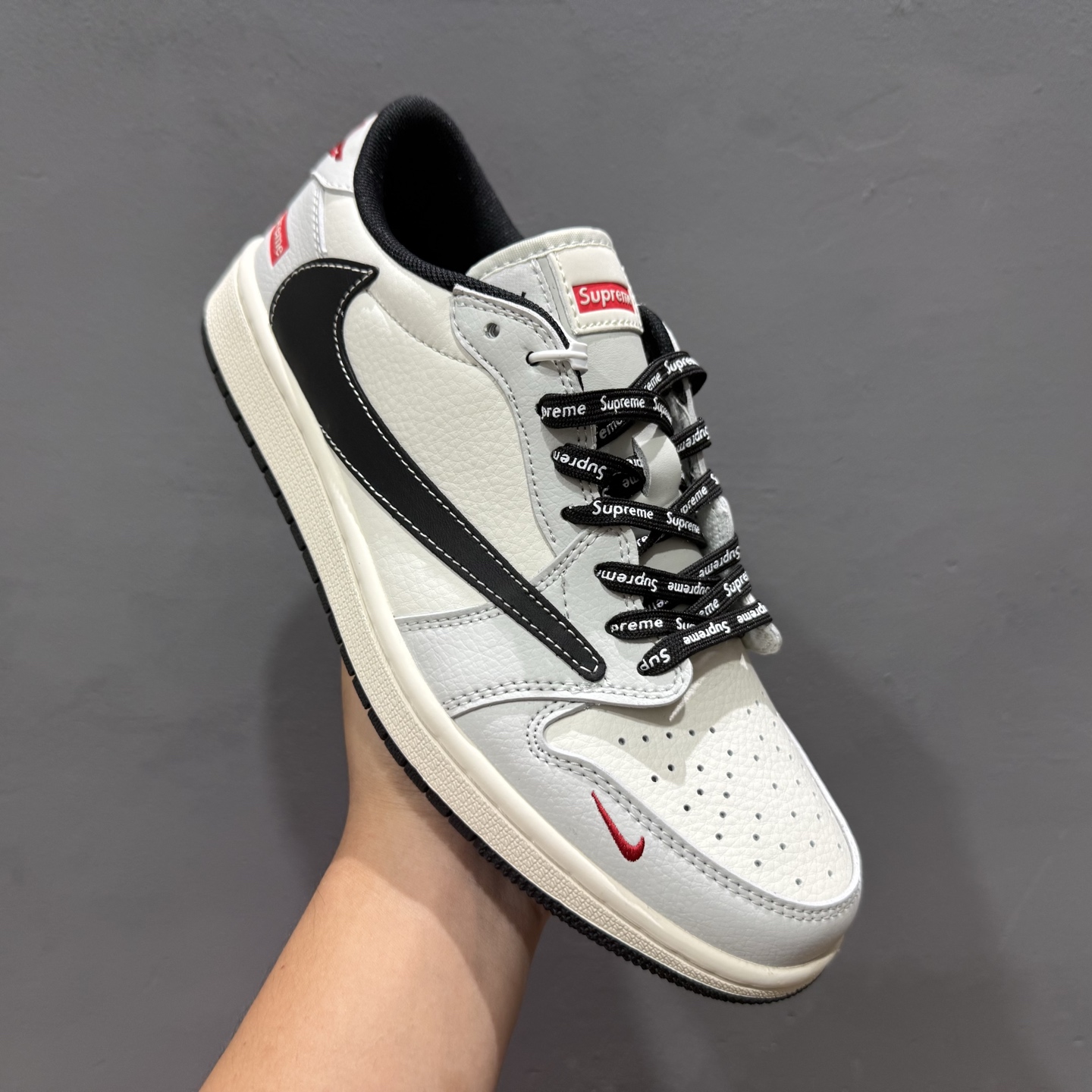 Nk SB Dunk Low 斯图西联名-米白蓝勾 低帮休闲板鞋 SJ2068-119 Nk SB Dunk Low 斯图西联名-米白蓝勾 低帮休闲板鞋 SJ2068-119