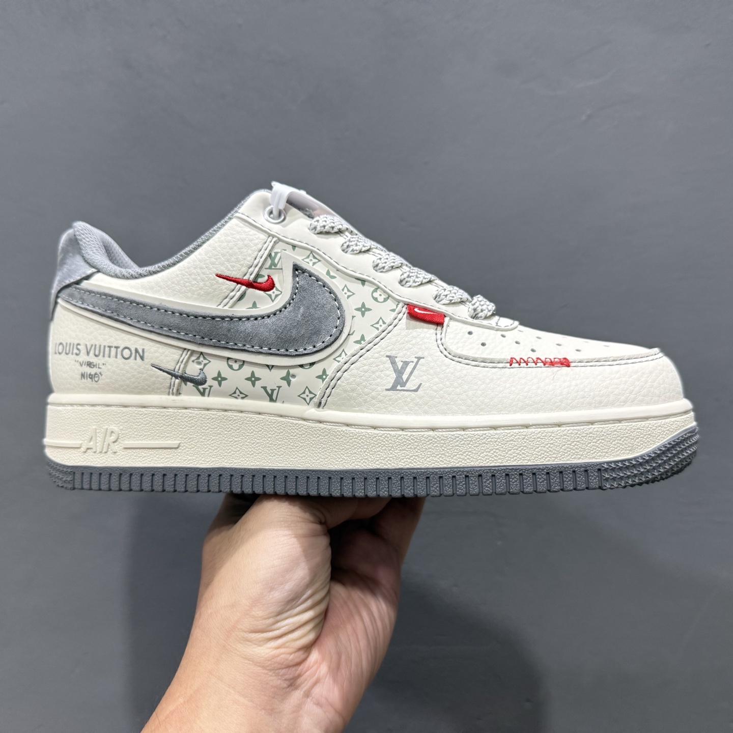 Nike Air Force 1’07 Low LV联名 米灰小双勾 空军一号低帮休闲板鞋 YX5066-350 Nike Air Force 1’07 Low LV联名 米灰小双勾 空军一号低帮休闲板鞋 YX5066-350
