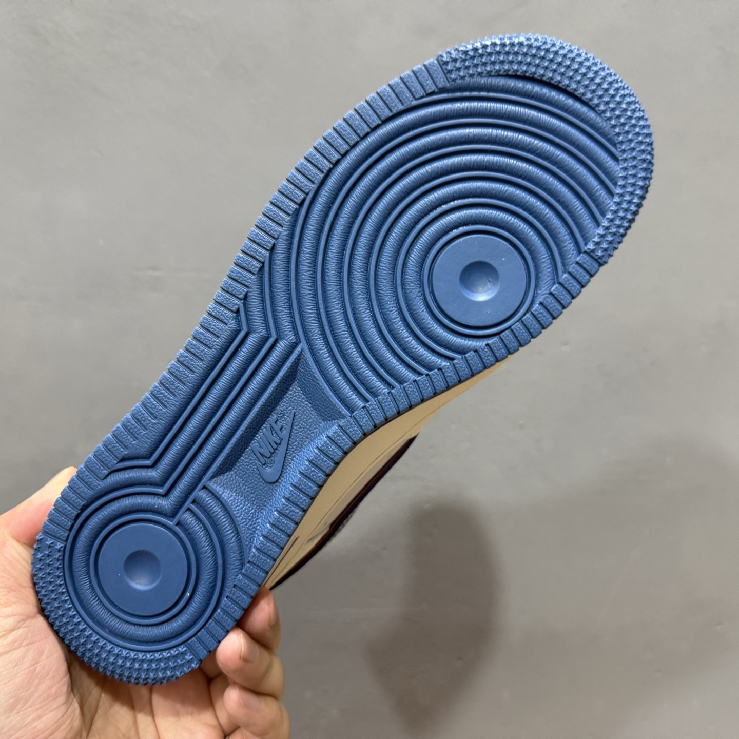 Nike Air Force 1'07 Low 问界联名 蓝M9 空军一号低帮休闲板鞋 XS1958-611 Nike Air Force 1'07 Low 问界联名 蓝M9 空军一号低帮休闲板鞋 XS1958-611