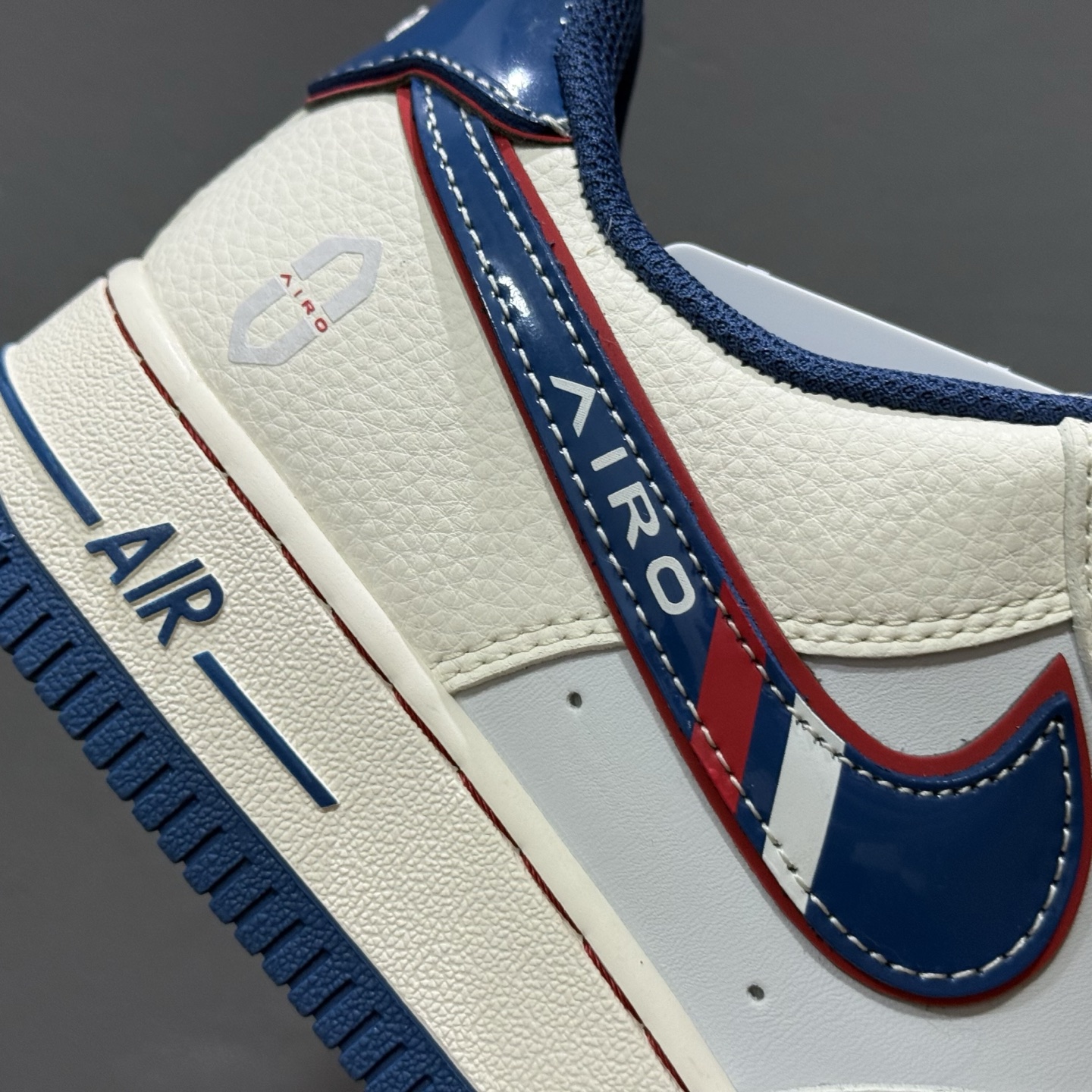 Nike Air Force 1'07 Low 问界联名 蓝M9 空军一号低帮休闲板鞋 XS1958-611 Nike Air Force 1'07 Low 问界联名 蓝M9 空军一号低帮休闲板鞋 XS1958-611