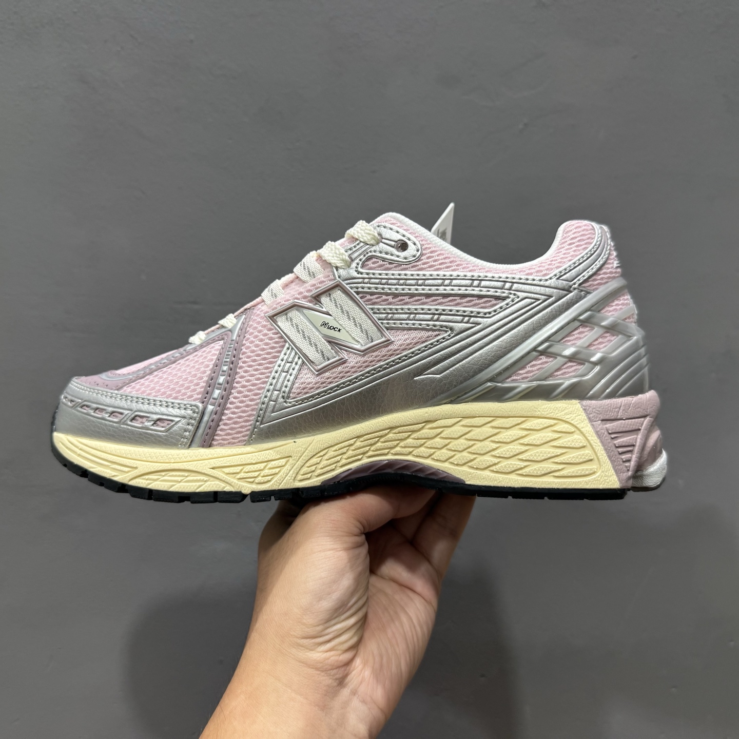 New Balance 1906系列复古老爹风休闲运动慢跑鞋 U1906RNF