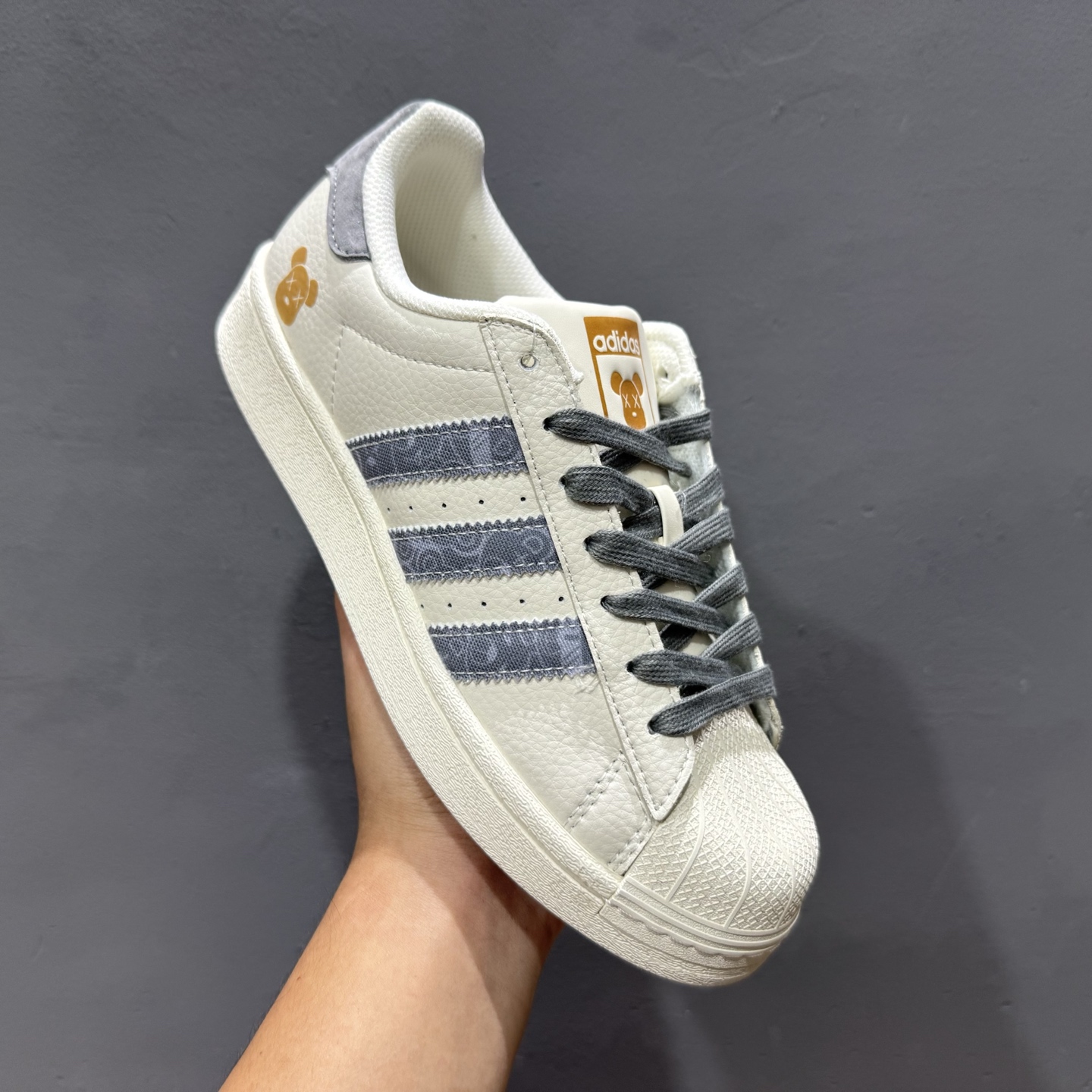 C版 Adidas Originals Superstar LV联名款 经典贝壳头 XS0011