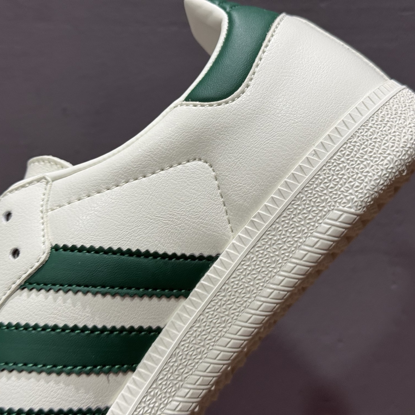 #纯原 CLOT x AD Originals Superstar #贝壳头古驰联名限定 贴合柔软皮料白绿配色 GJ75815 #纯原 CLOT x AD Originals Superstar #贝壳头古驰联名限定 贴合柔软皮料白绿配色 GJ75815
