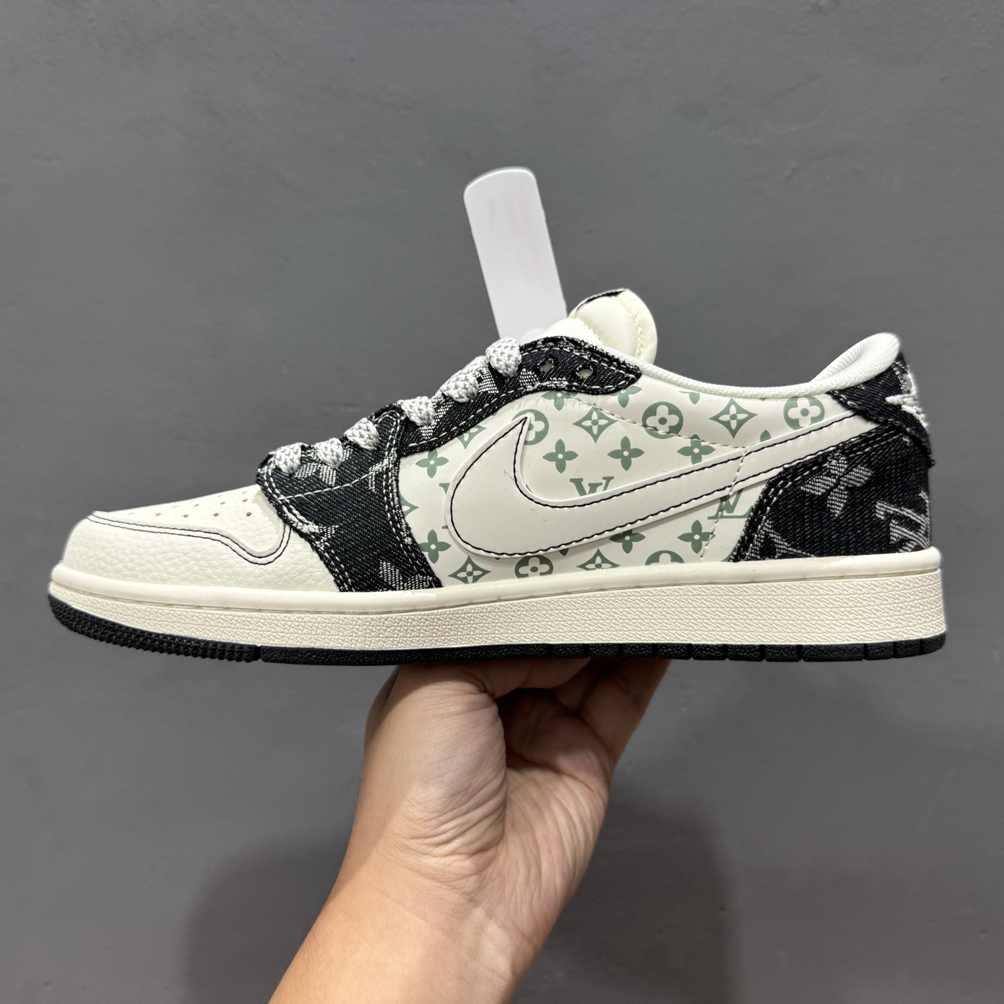XC版Travis Scott x Fragment Design x Air Jordan 1 Low OG SP AJ1 乔1 LV联名 黑牛仔布 低帮文化休闲板鞋  YX5066-327