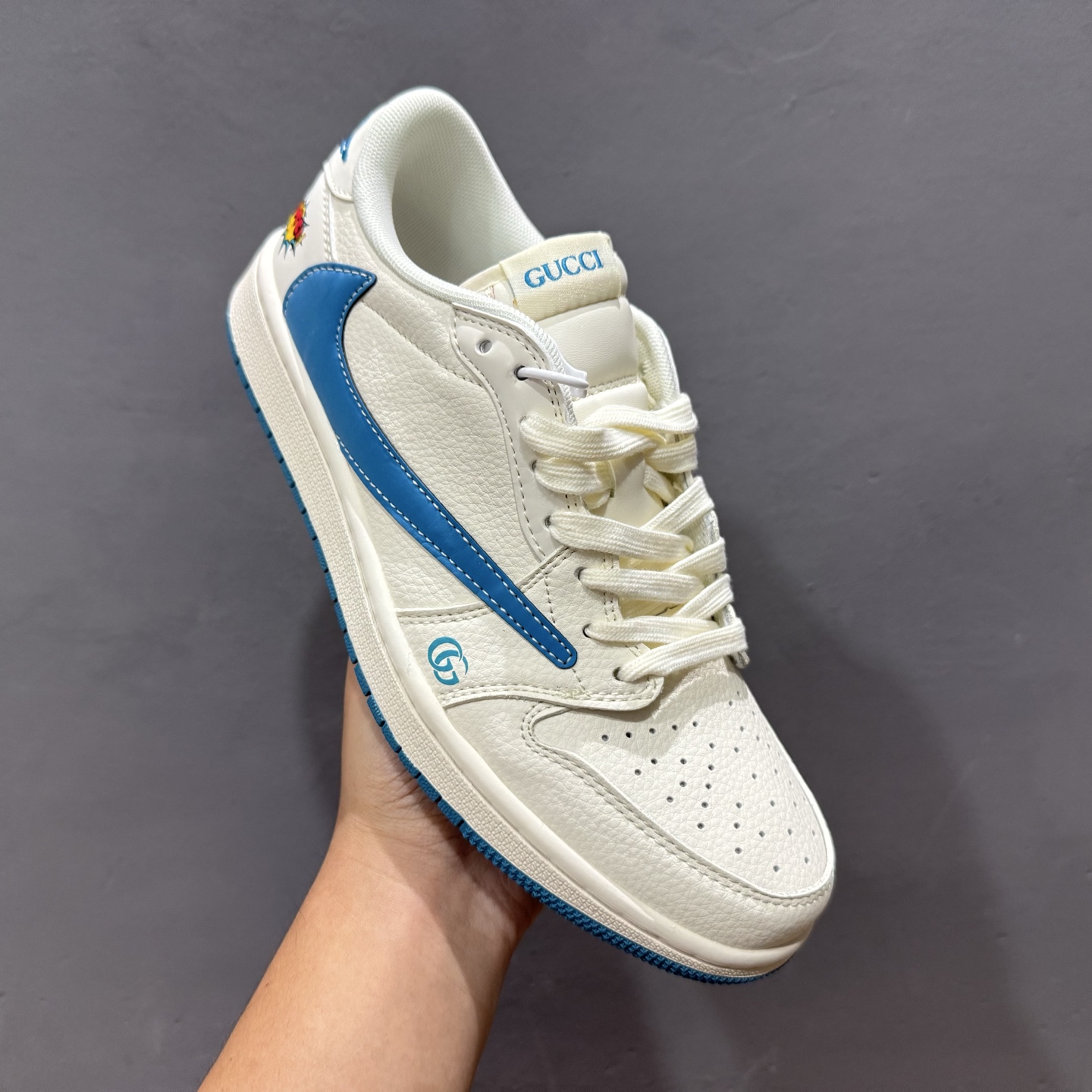 Travis Scott x Fragment Design x Jordan Air Jordan 1 Low OG SP “古驰联名——蓝勾蓝底”低帮休闲板鞋 ZH2598-165 Travis Scott x Fragment Design x Jordan Air Jordan 1 Low OG SP “古驰联名——蓝勾蓝底”低帮休闲板鞋 ZH2598-165