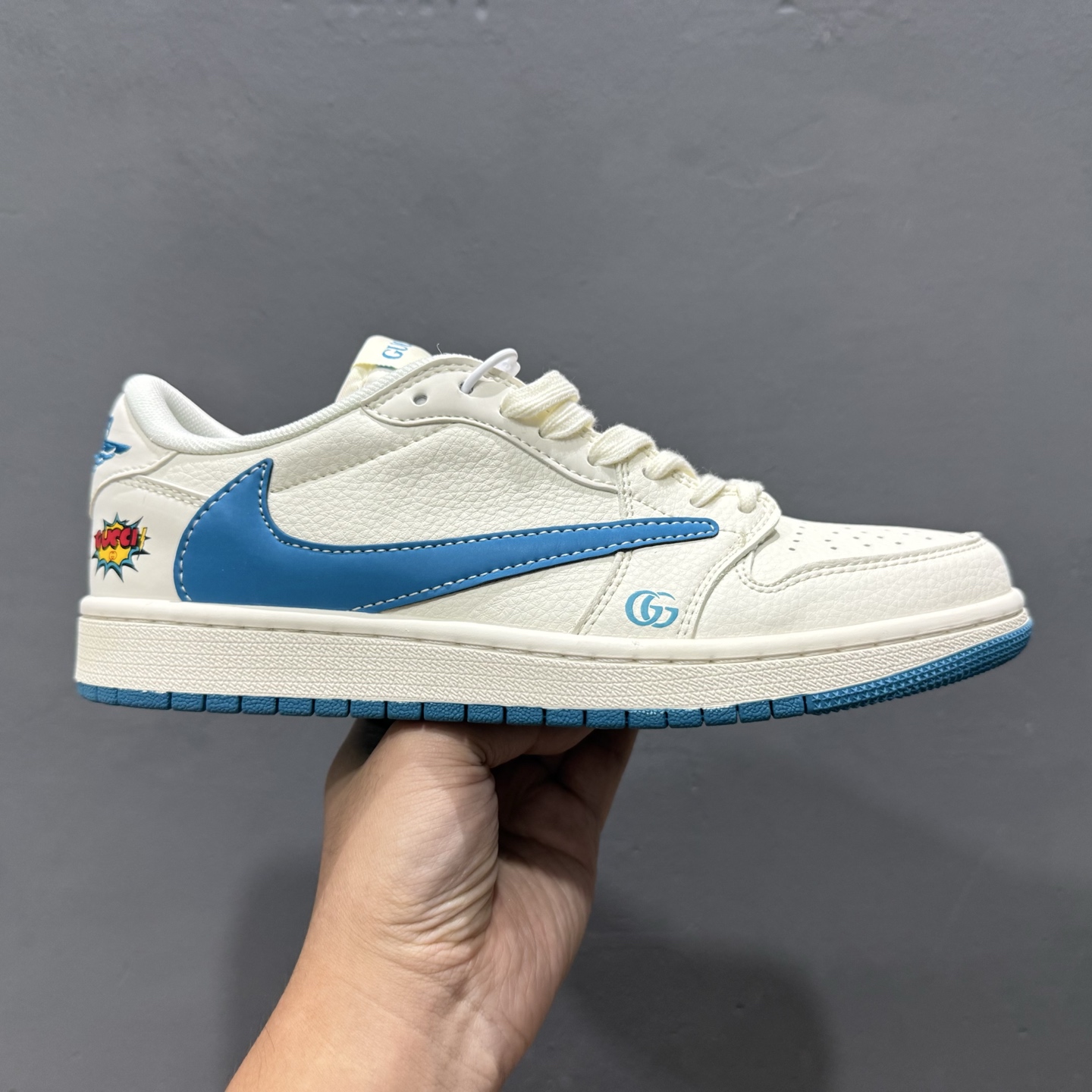 Travis Scott x Fragment Design x Jordan Air Jordan 1 Low OG SP “古驰联名——蓝勾蓝底”低帮休闲板鞋 ZH2598-165 Travis Scott x Fragment Design x Jordan Air Jordan 1 Low OG SP “古驰联名——蓝勾蓝底”低帮休闲板鞋 ZH2598-165