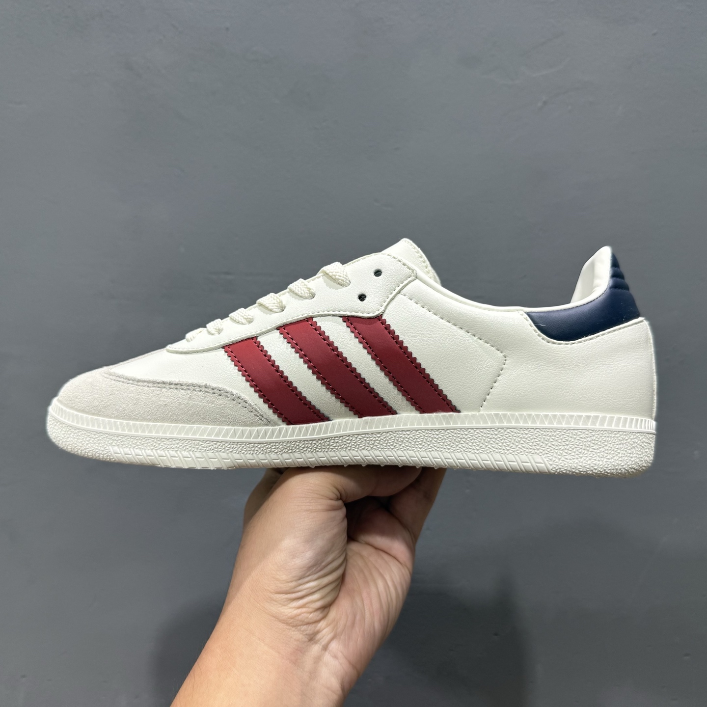 Adidas Originals Samba OG ‘DIY’桑巴舞系列 阿迪达斯 三叶草绅士德训足球风百搭低帮休闲运动板鞋 GJ75811 Adidas Originals Samba OG ‘DIY’桑巴舞系列 阿迪达斯 三叶草绅士德训足球风百搭低帮休闲运动板鞋 GJ75811