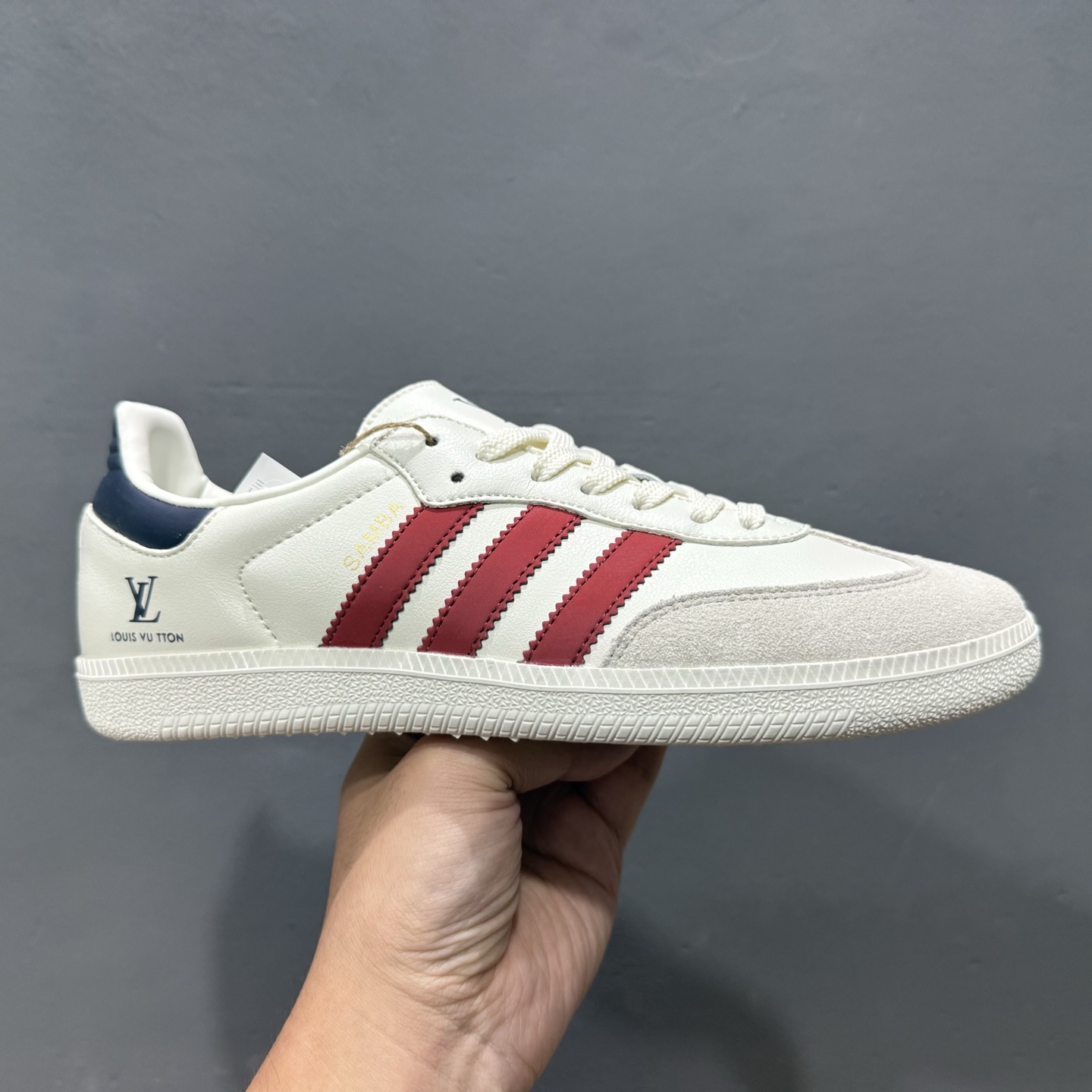 Adidas Originals Samba OG ‘DIY’桑巴舞系列 阿迪达斯 三叶草绅士德训足球风百搭低帮休闲运动板鞋 GJ75811 Adidas Originals Samba OG ‘DIY’桑巴舞系列 阿迪达斯 三叶草绅士德训足球风百搭低帮休闲运动板鞋 GJ75811