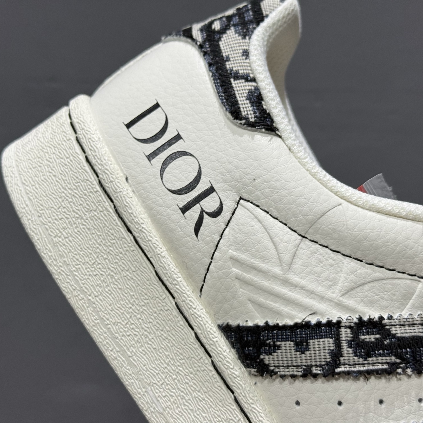 Adidas Originals Superstar 联名款 经典贝壳头 XS0019