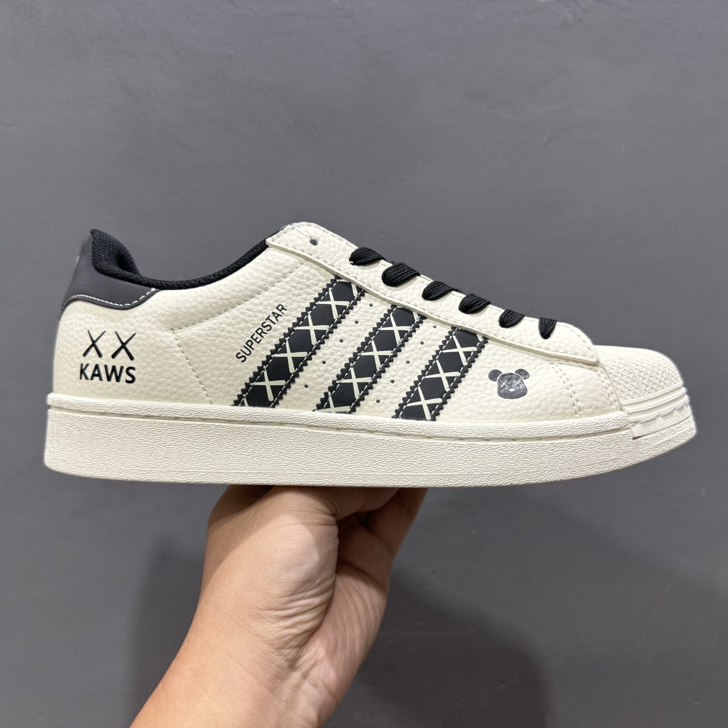 Adidas Originals Superstar 联名款 经典贝壳头 CG0008 Adidas Originals Superstar 联名款 经典贝壳头 CG0008