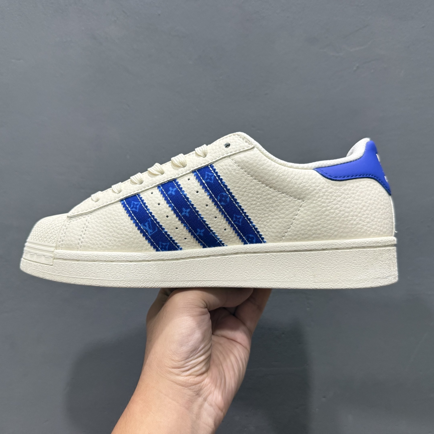 Adidas Originals Superstar 联名款 经典贝壳头 AD0006