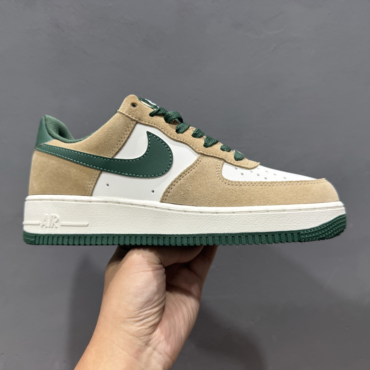 Nike Air Force 1’07 Low 白棕绿 空军一号低帮休闲板鞋 FQ8714-203 Nike Air Force 1’07 Low 白棕绿 空军一号低帮休闲板鞋 FQ8714-203