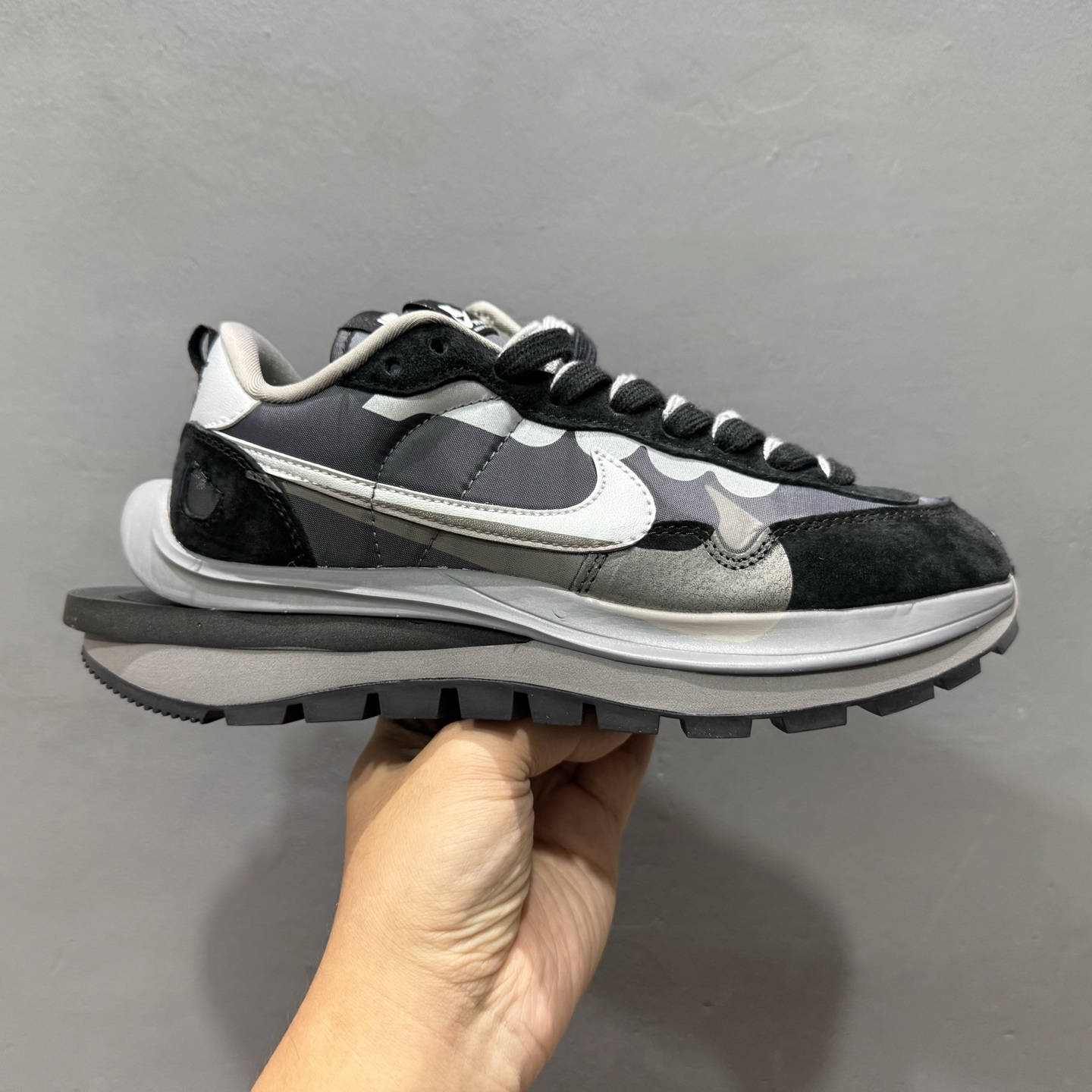 独家实拍Sacai x Nike VaporWaffle 3.0 华夫3.0走秀款休闲鞋 DD1875-300