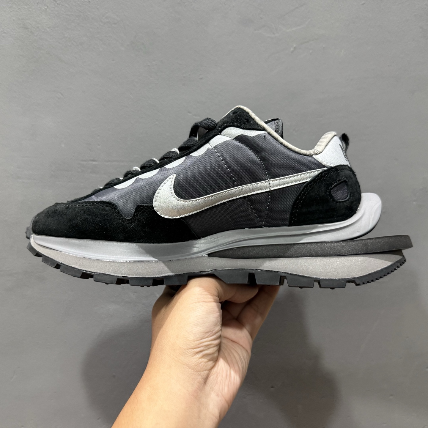 独家实拍Sacai x Nike VaporWaffle 3.0 华夫3.0走秀款休闲鞋 DD1875-300