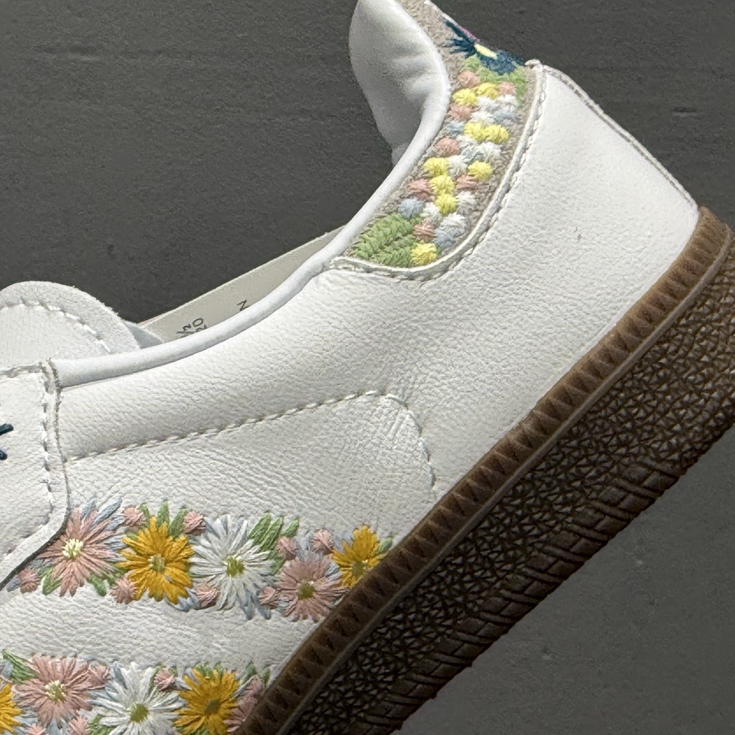 juice x adidas originals SAMBA OG Flower 花卉 白色  HQ5155