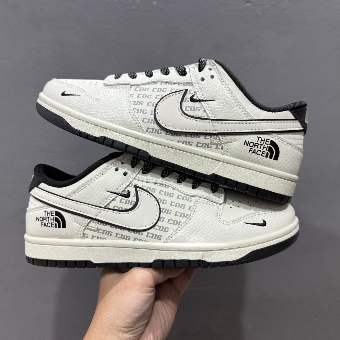 Nike SB Dunk Low 北面联名 黑白三小勾 周年高端定制 低帮休闲板鞋 SC9207-423