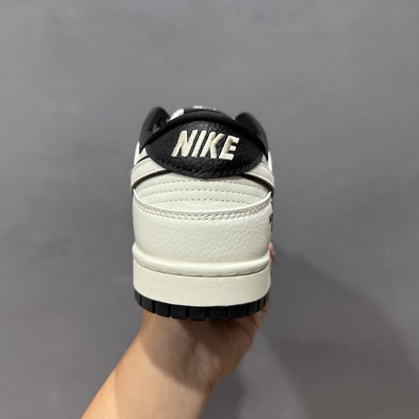 Nike SB Dunk Low 北面联名 黑白三小勾 周年高端定制 低帮休闲板鞋 SC9207-423