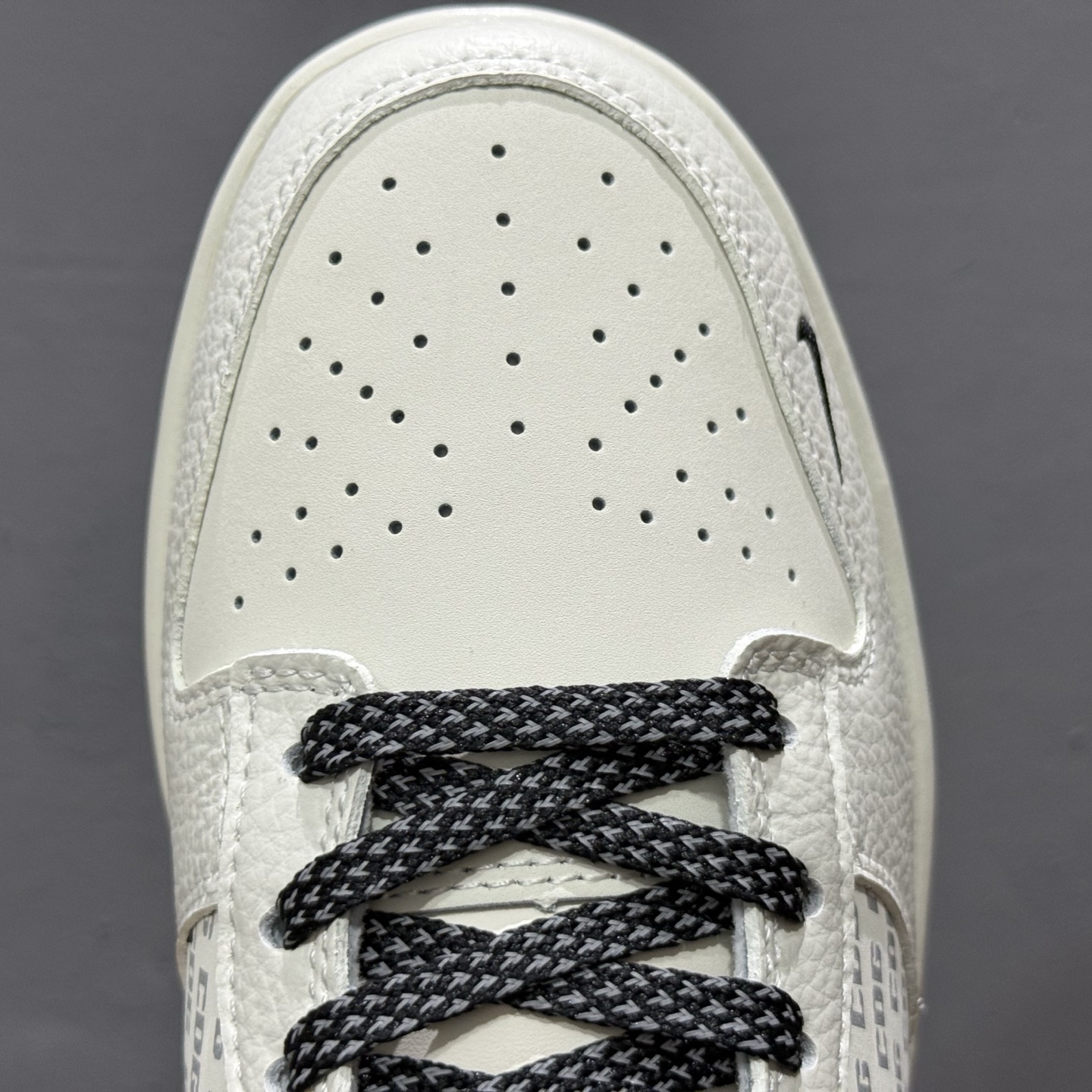 Nike SB Dunk Low 北面联名 黑白三小勾 周年高端定制 低帮休闲板鞋 SC9207-423