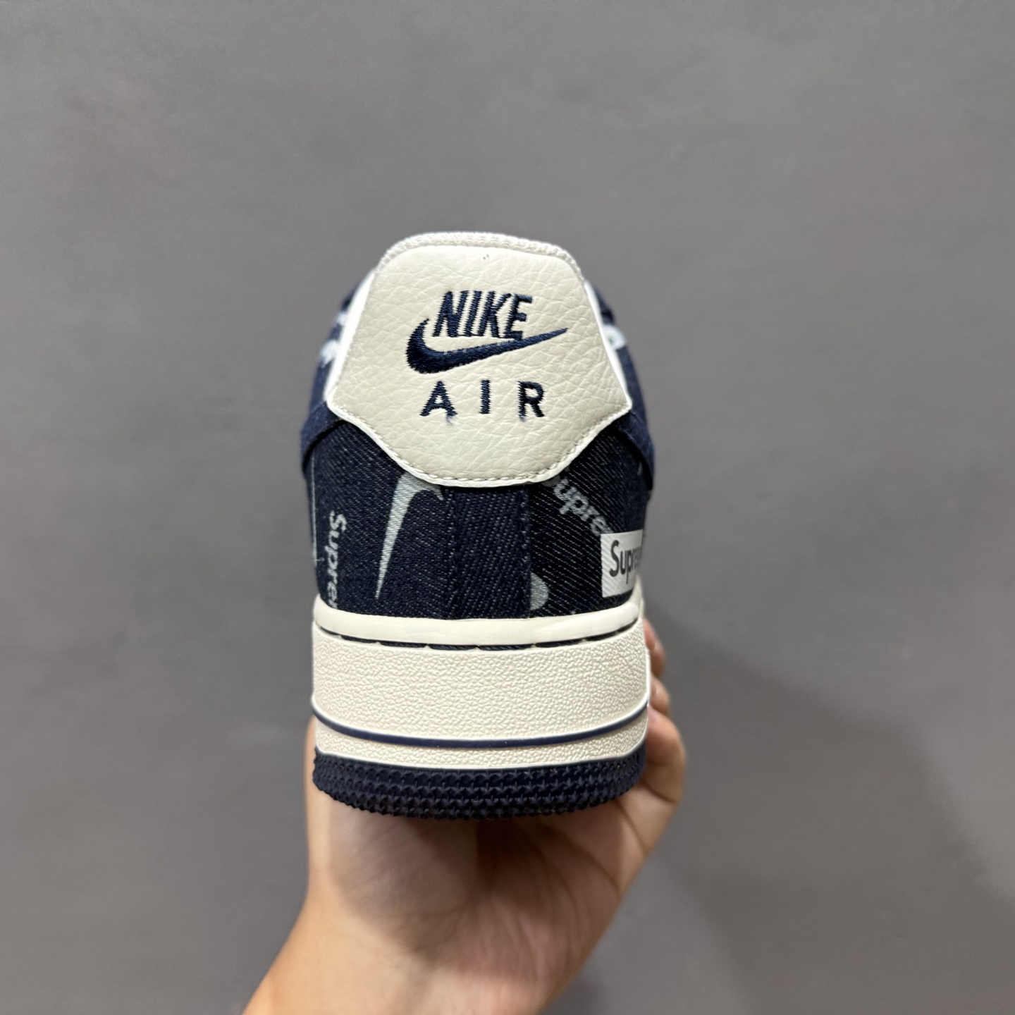 Nike Air Force 1'07 Low Sup联名 蓝牛仔小白勾 空军一号低帮休闲板鞋 LW9279-005 Nike Air Force 1'07 Low Sup联名 蓝牛仔小白勾 空军一号低帮休闲板鞋 LW9279-005