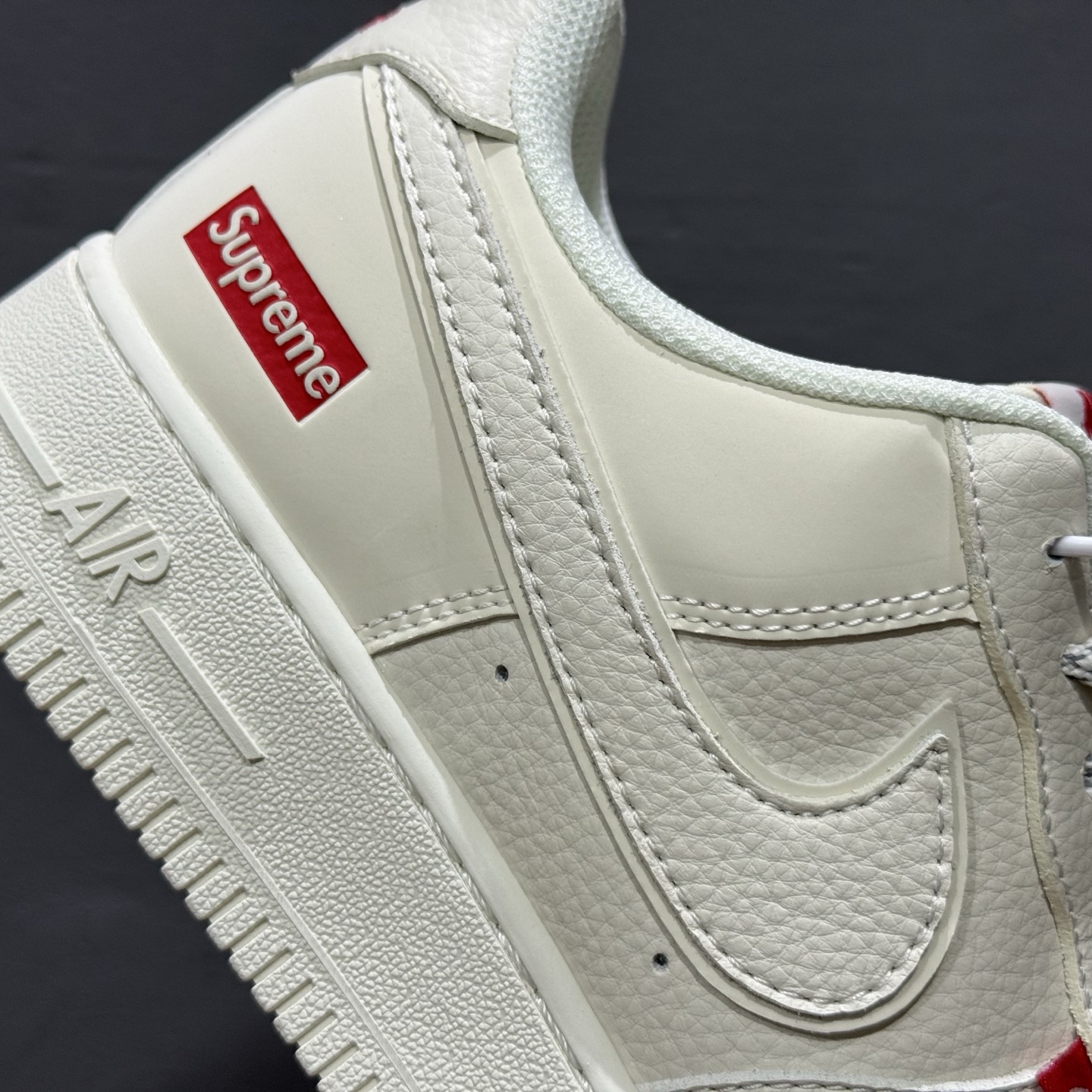Nike Air Force 1'07 Low Supreme联名 百搭米色 空军一号低帮休闲板鞋 CS5288-011