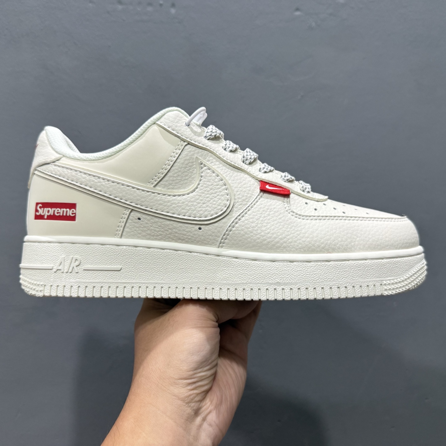 Nike Air Force 1’07 Low Supreme联名 百搭米色 空军一号低帮休闲板鞋 CS5288-011