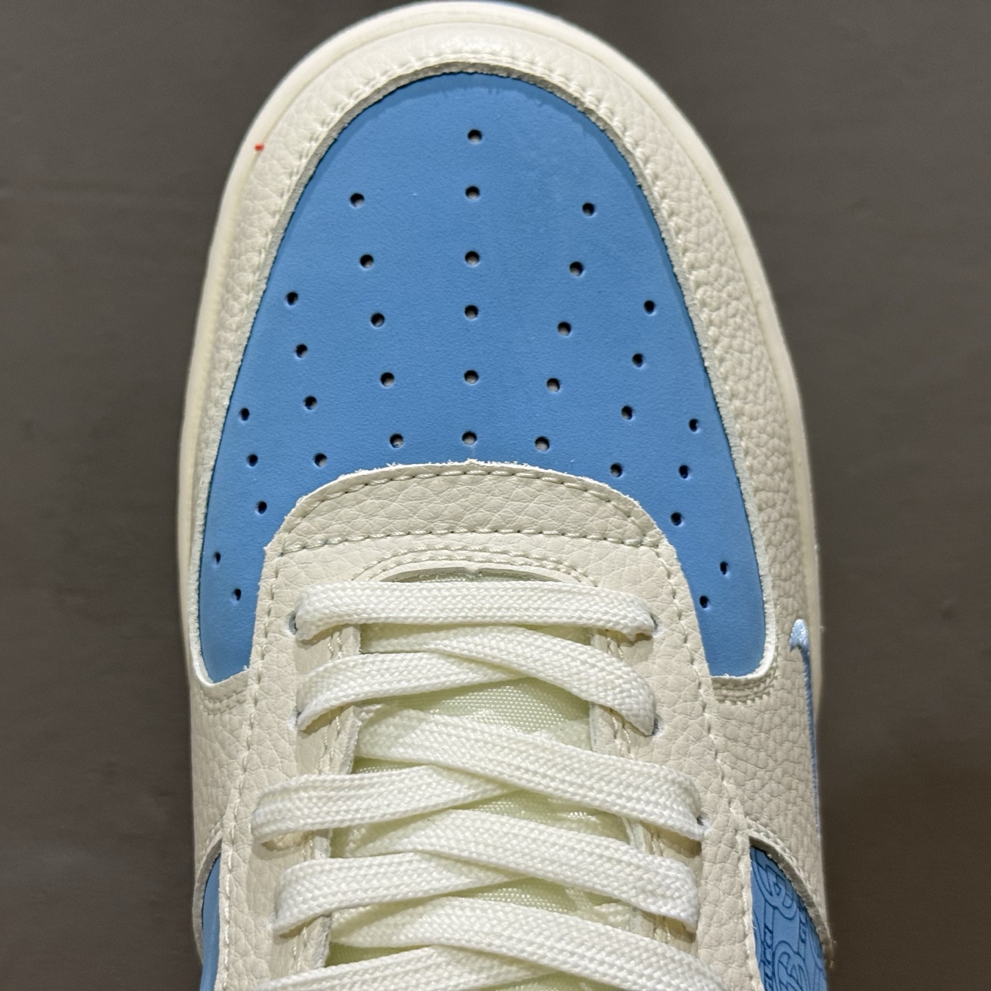 Nike Air Force 1'07 Low 古驰联名 冰山蓝 空军一号低帮休闲板鞋 DF0188-067 Nike Air Force 1'07 Low 古驰联名 冰山蓝 空军一号低帮休闲板鞋 DF0188-067