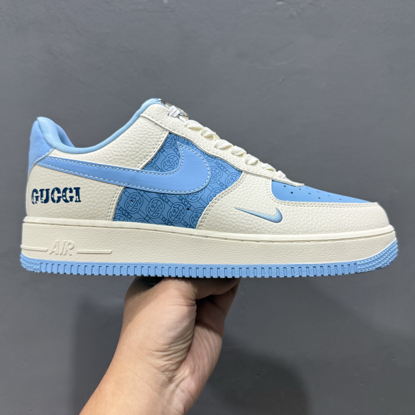 Nike Air Force 1’07 Low 古驰联名 冰山蓝 空军一号低帮休闲板鞋 DF0188-067 Nike Air Force 1’07 Low 古驰联名 冰山蓝 空军一号低帮休闲板鞋 DF0188-067