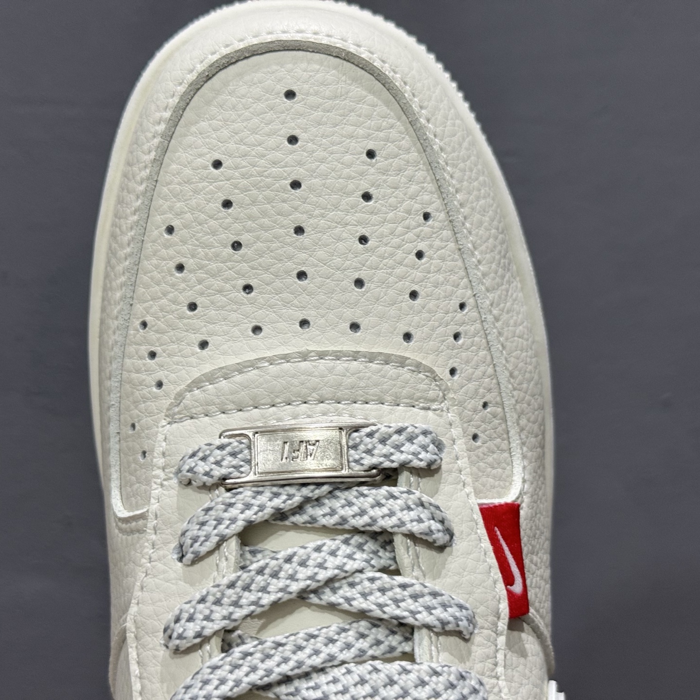 Nike Air Force 1'07 Low Supreme联名 百搭米色 空军一号低帮休闲板鞋 CS5288-011