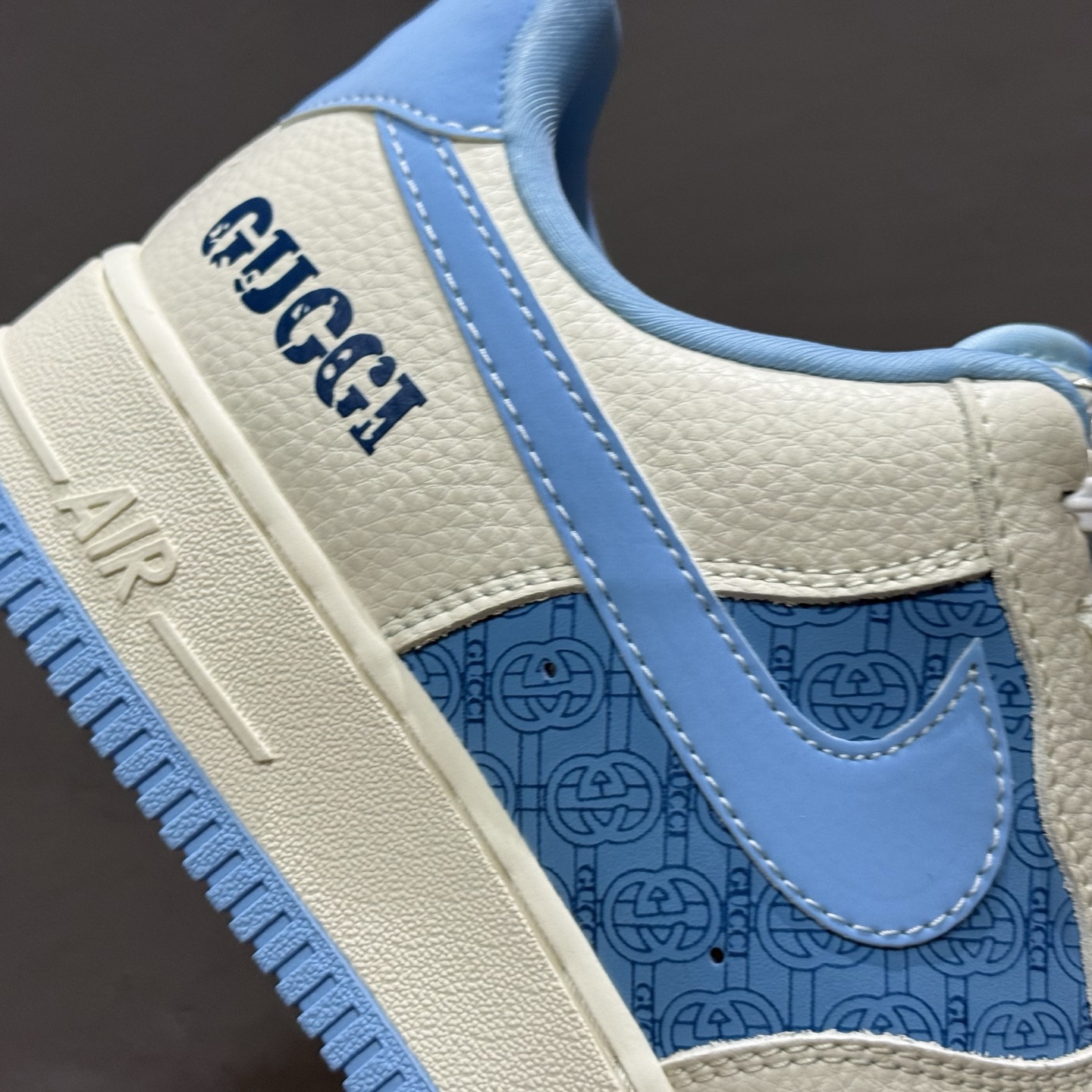 Nike Air Force 1'07 Low 古驰联名 冰山蓝 空军一号低帮休闲板鞋 DF0188-067 Nike Air Force 1'07 Low 古驰联名 冰山蓝 空军一号低帮休闲板鞋 DF0188-067