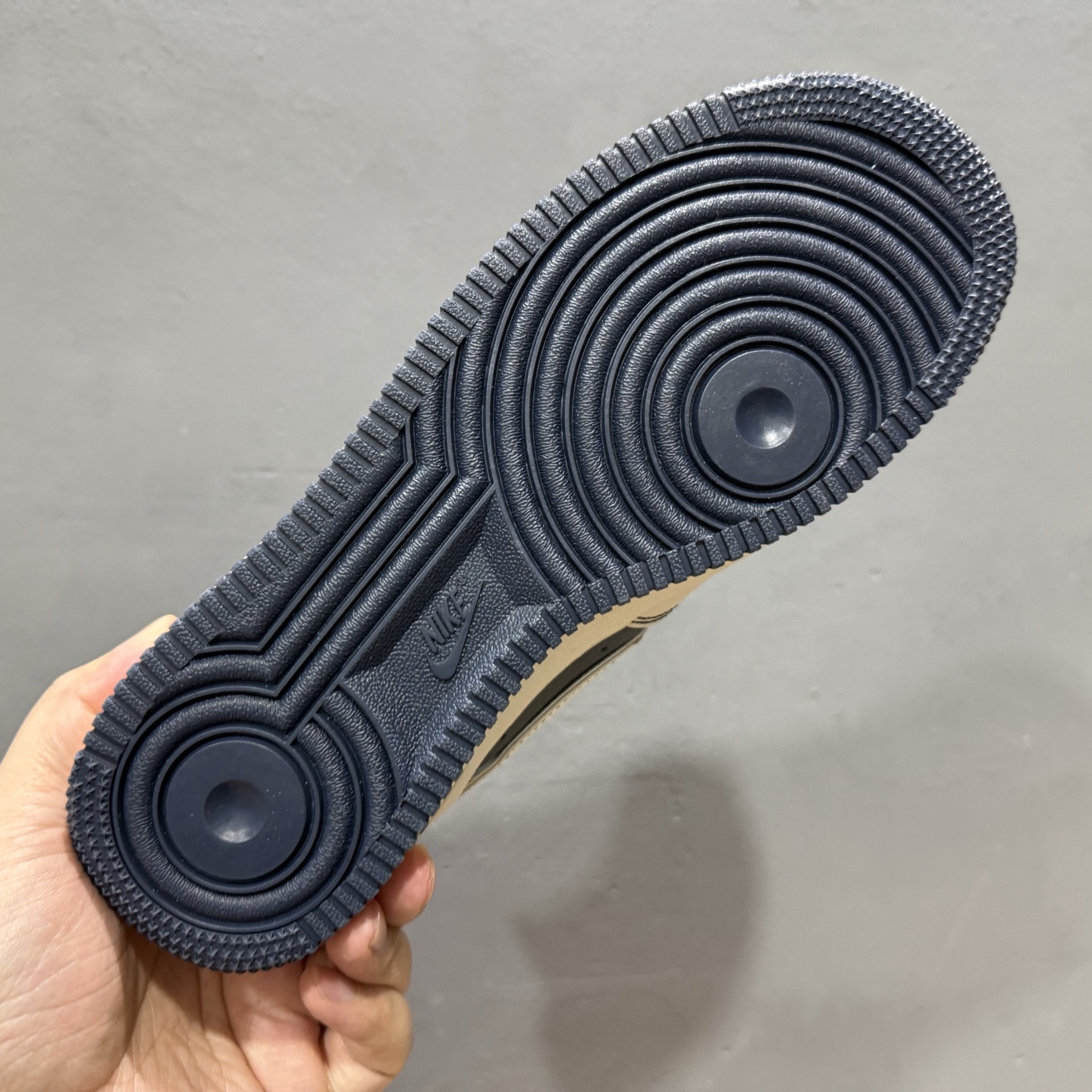 Nike Air Force 1'07 Low 斯图西联名 白灰 空军一号低帮休闲板鞋 KK1988-013 Nike Air Force 1'07 Low 斯图西联名 白灰 空军一号低帮休闲板鞋 KK1988-013