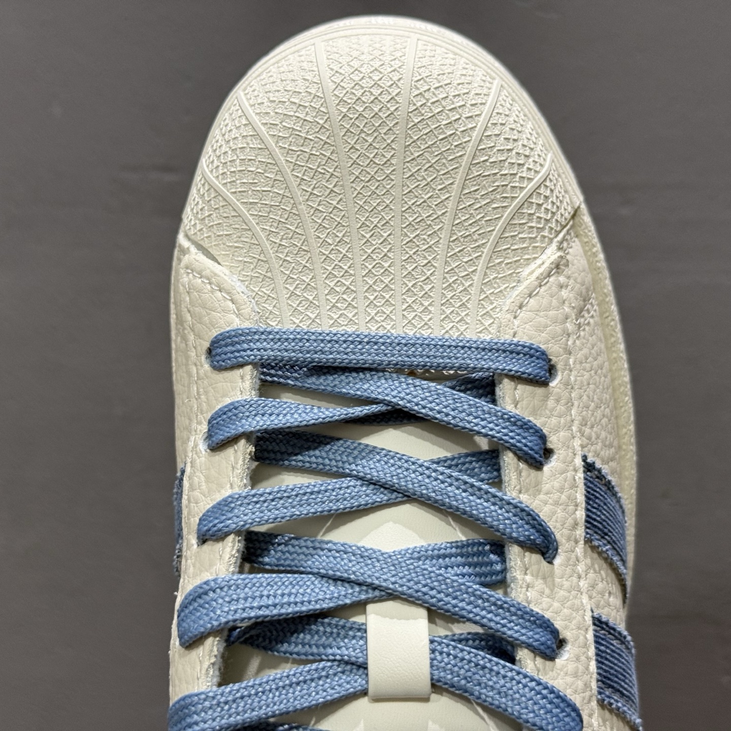 Adidas Originals Superstar 联名款 经典贝壳头 AD8010