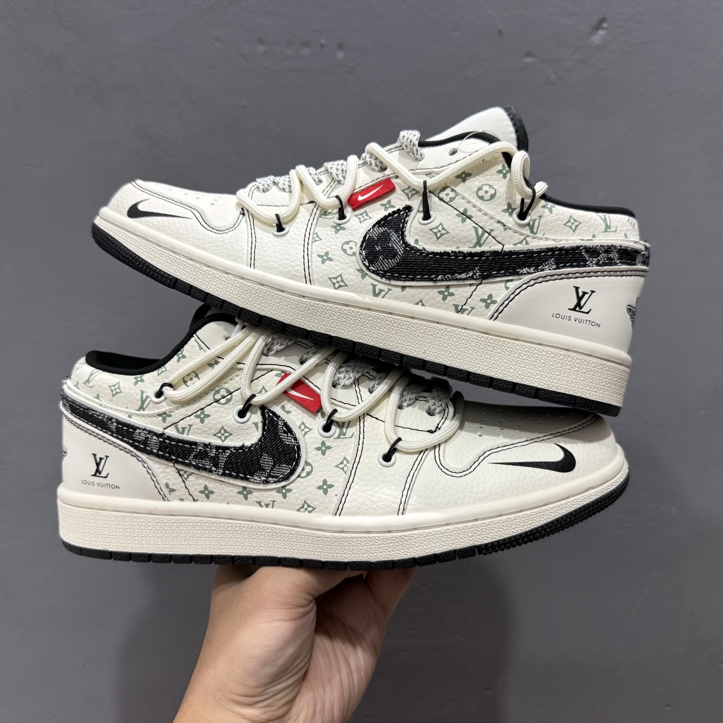 Louis Vuitton x Air Jordan 1 黑布勾抽绳 YX5066-356