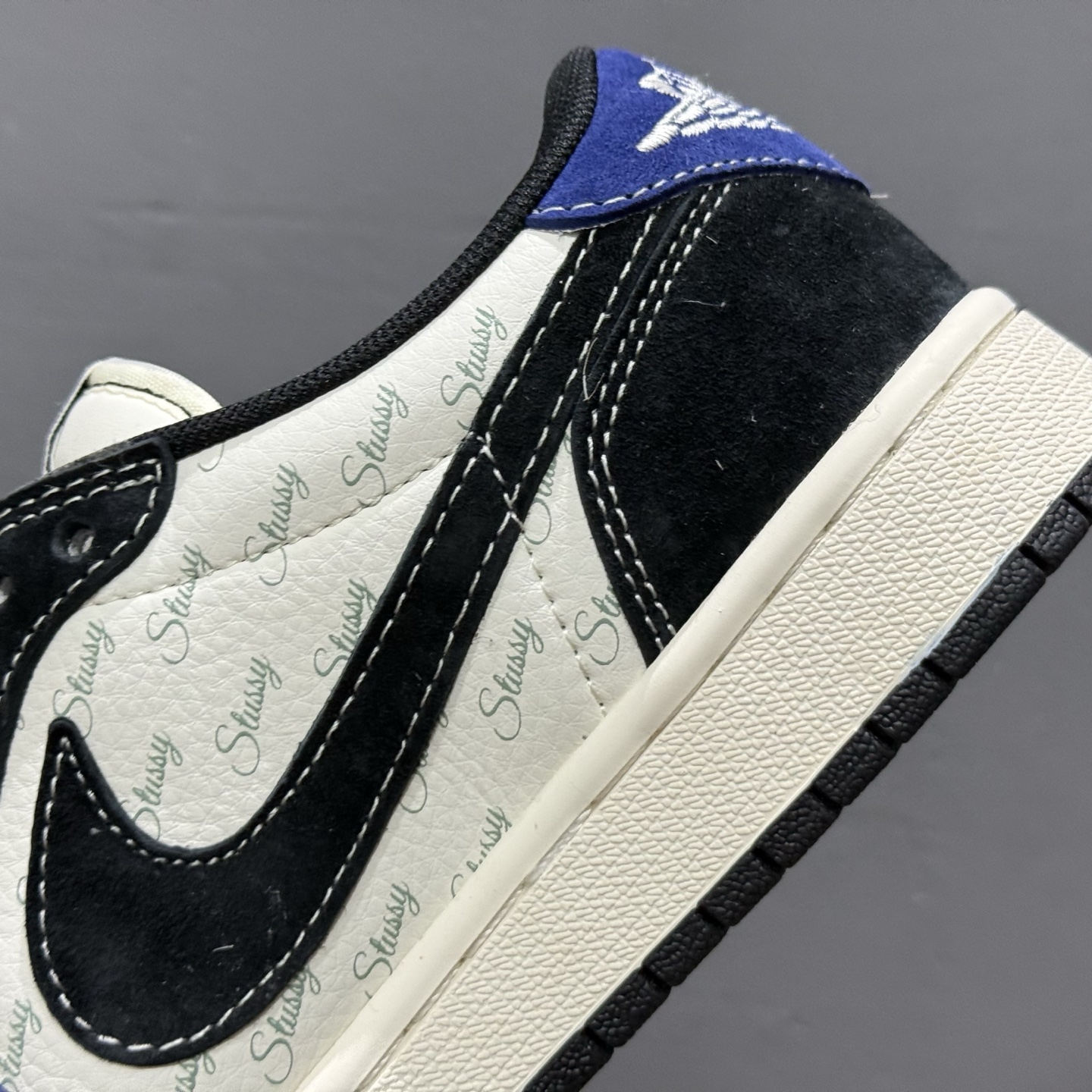 XC版Fragment x Travis Scott x Supreme x 斯图西 Air Jordan 1 Low 三方联名倒钩  SJ2068-126