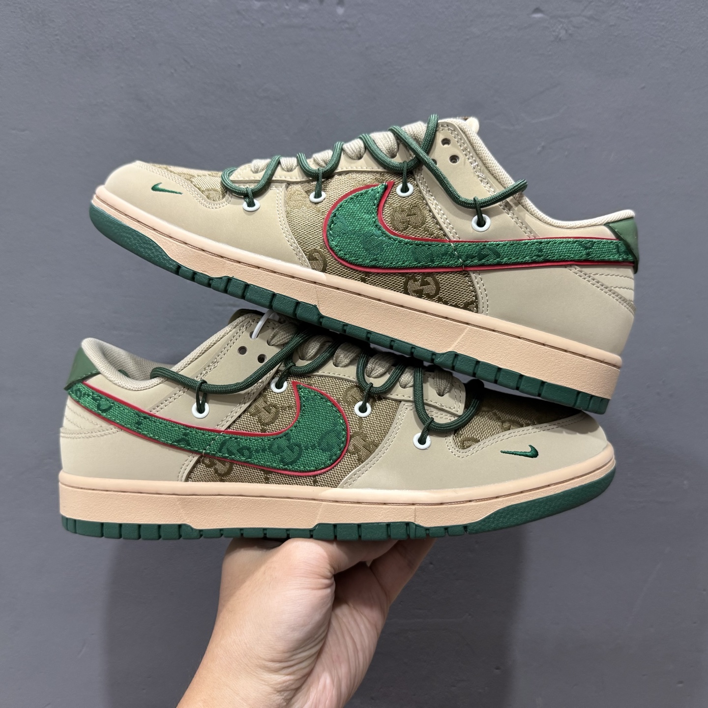 Gucci x Nike Dunk Low 绑带绿勾勾 DM6868-087