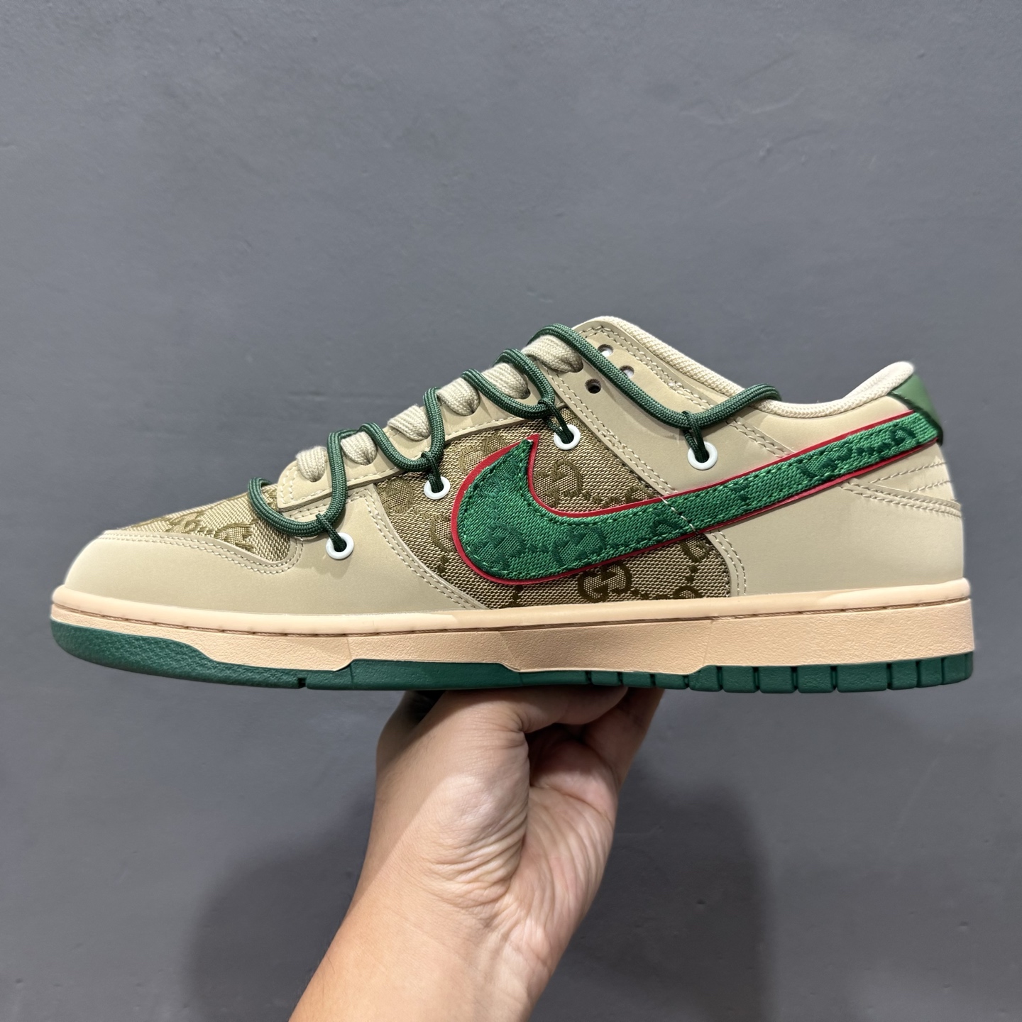 Gucci x Nike Dunk Low 绑带绿勾勾 DM6868-087