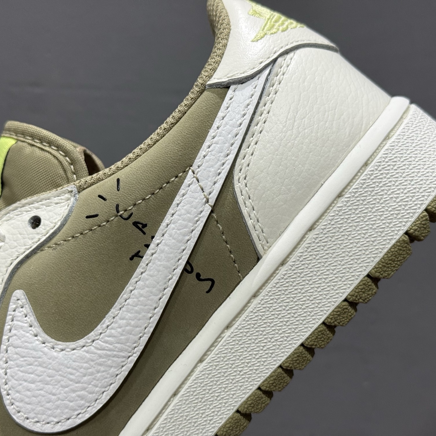 纯原 Travis Scott x Air Jordan AJ1 Low OG SP TS 联名 倒钩低帮  FZ3124-200