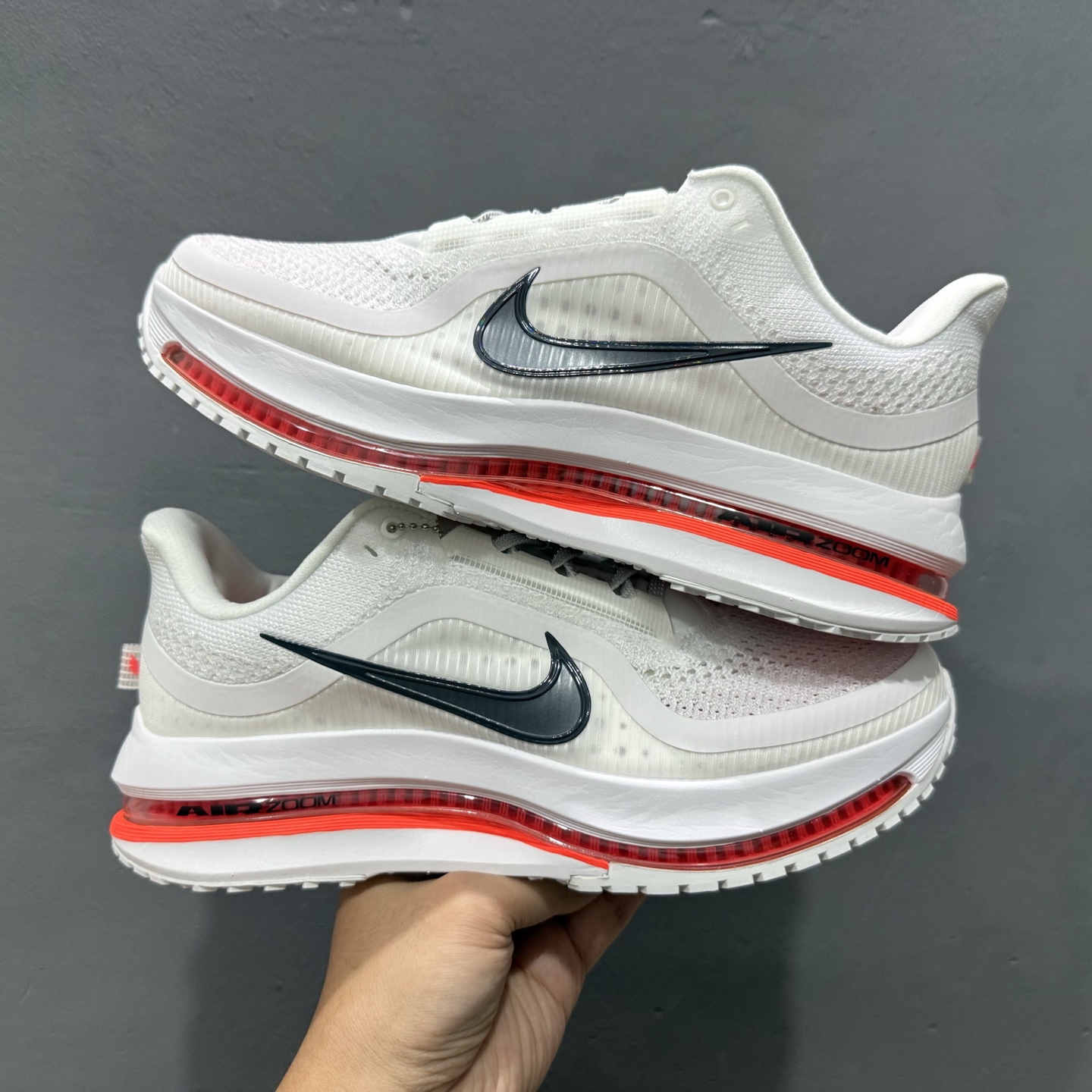 Nike Pegasus Premium 白红色 HQ2592-101 Nike Pegasus Premium 白红色 HQ2592-101