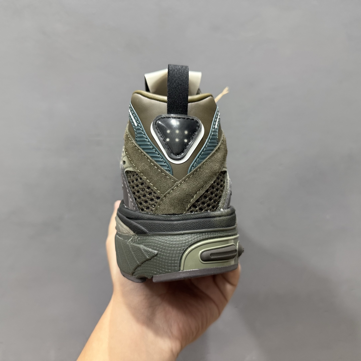 SFTM x AD Originals Adistar Cushion 复古前卫科技休闲运动老爹鞋  JR8045