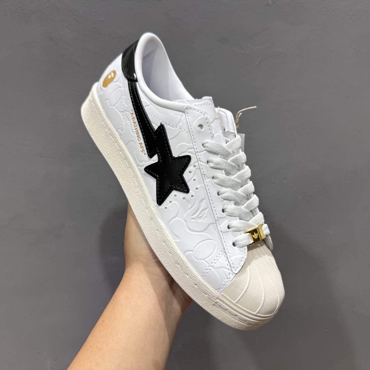 A BATHING APE x adidas originals SUPERSTAR 白色  JR2701