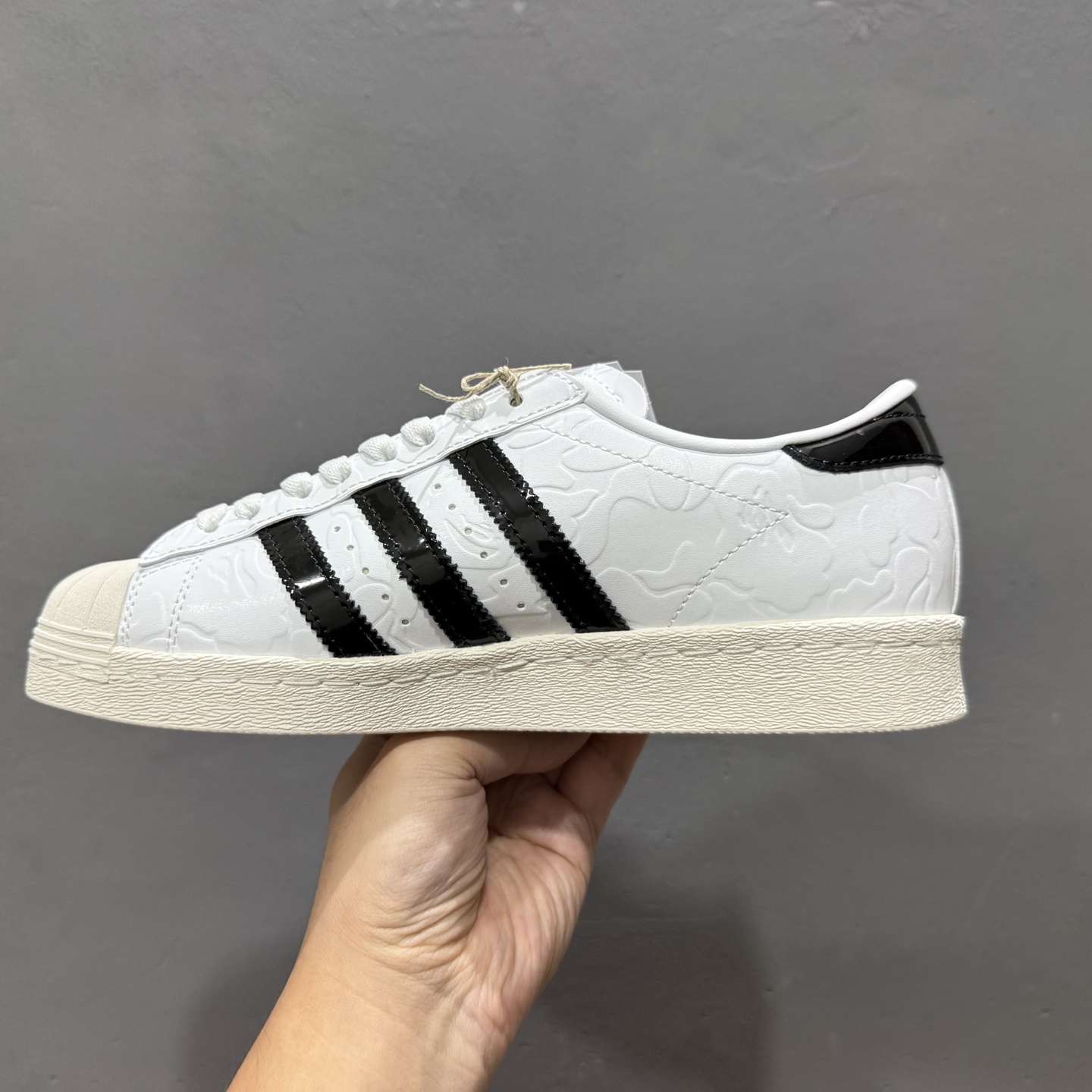 A BATHING APE x adidas originals SUPERSTAR 白色  JR2701