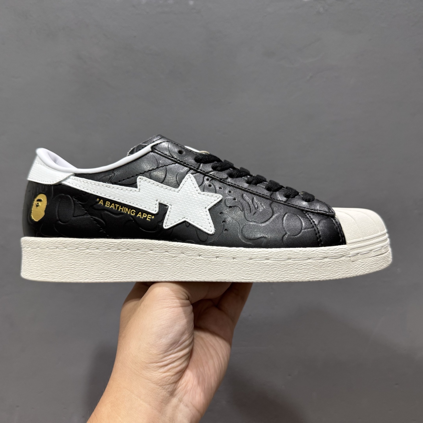 atmos x BAPE x adidas originals SUPERSTAR 白黑色 JQ3666