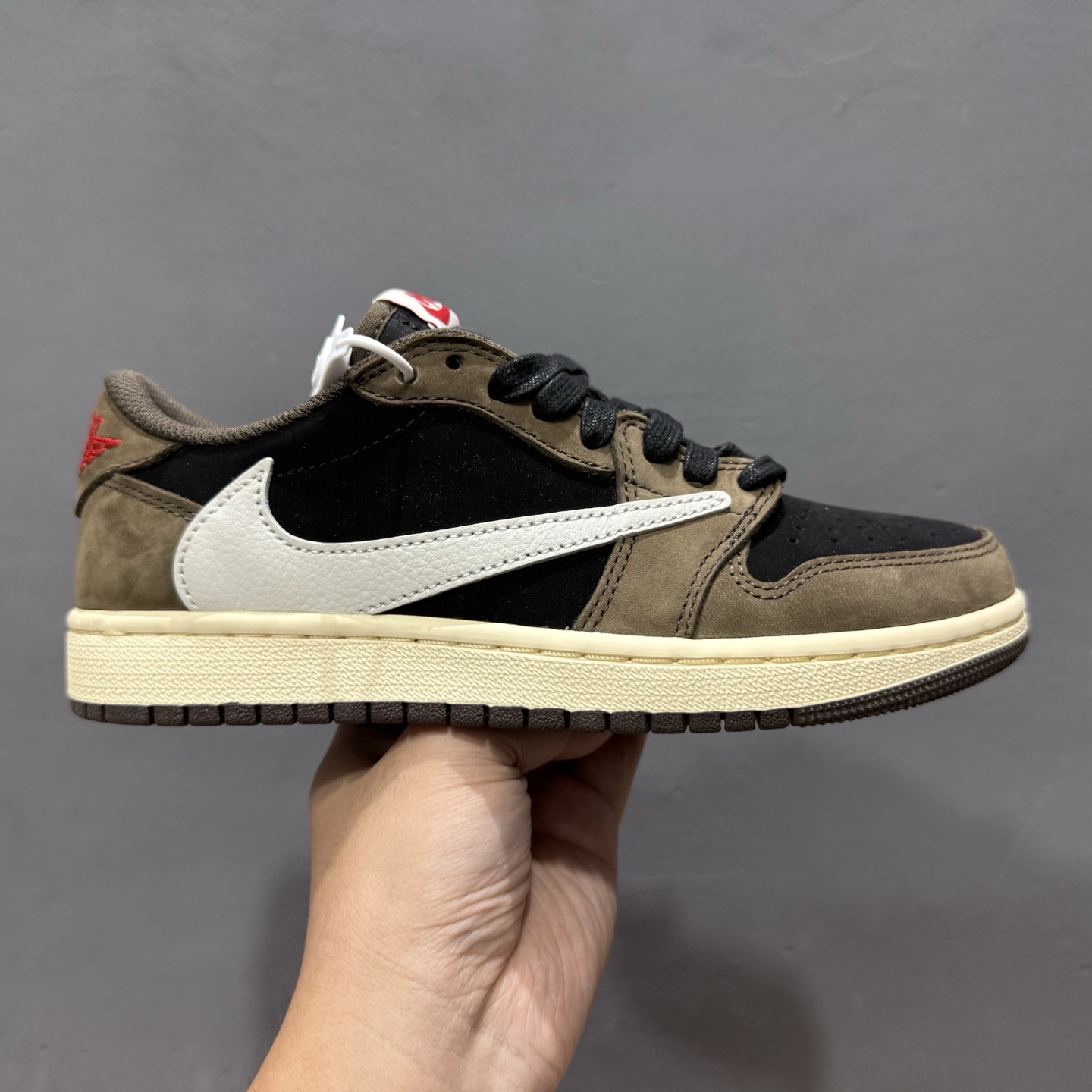Travis Scott x Air Jordan 1 AJ1乔1 TS 联名倒钩 CQ4277-001 Travis Scott x Air Jordan 1 AJ1乔1 TS 联名倒钩 CQ4277-001