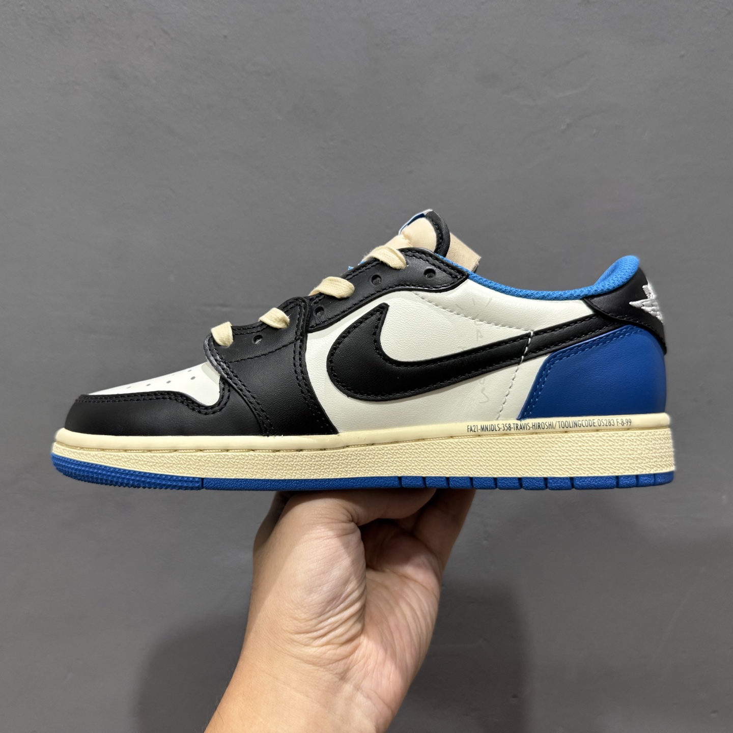 Travis Scott x Fragment Design x Air Jordan 1 Low 乔1AJ1 TS藤原浩闪电三方联名倒钩低帮文化篮球鞋 DM7866-140