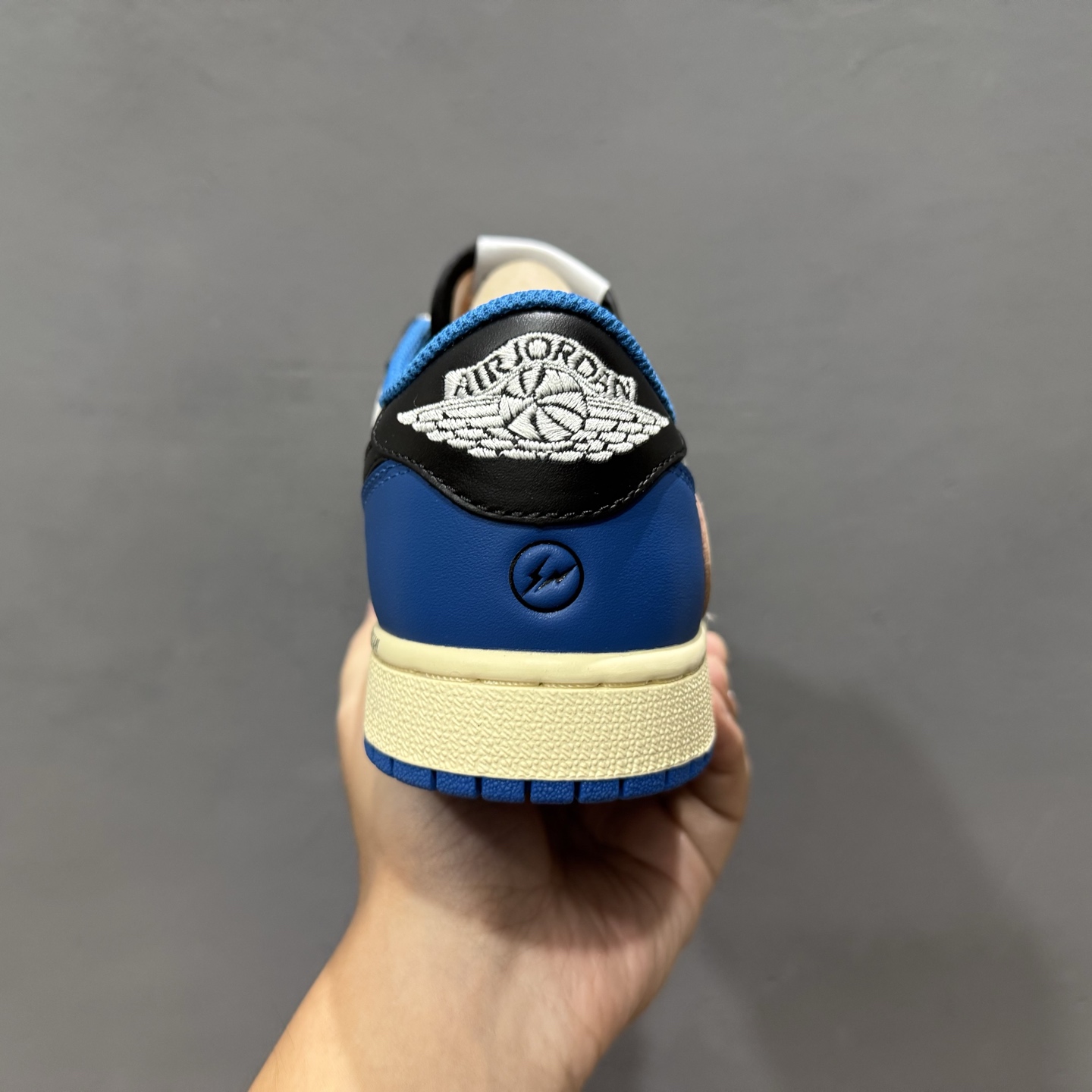 Travis Scott x Fragment Design x Air Jordan 1 Low 乔1AJ1 TS藤原浩闪电三方联名倒钩低帮文化篮球鞋 DM7866-140