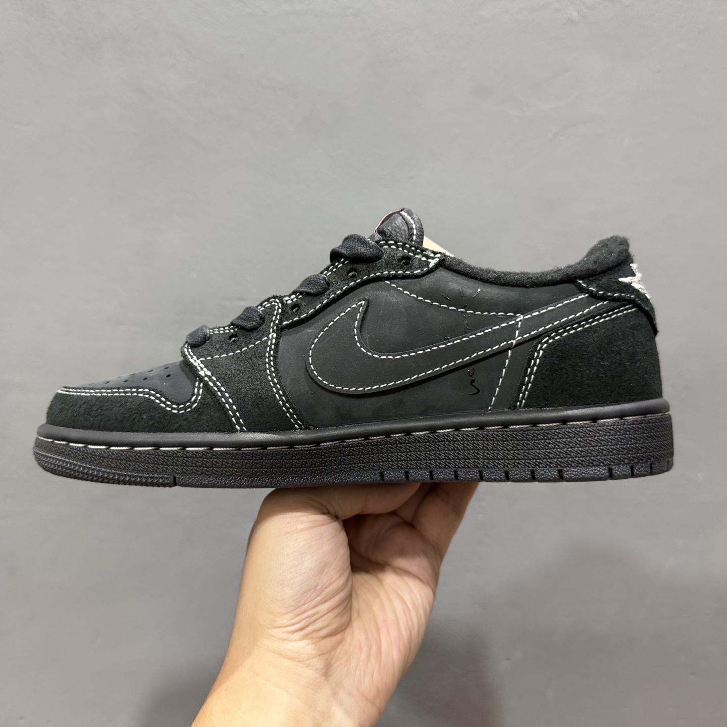 Travis Scott x Fragment Design x Air Jordan 1 Low 乔1AJ1 TS藤原浩闪电三方联名倒钩低帮文化篮球鞋 DM7866-001 Travis Scott x Fragment Design x Air Jordan 1 Low 乔1AJ1 TS藤原浩闪电三方联名倒钩低帮文化篮球鞋 DM7866-001