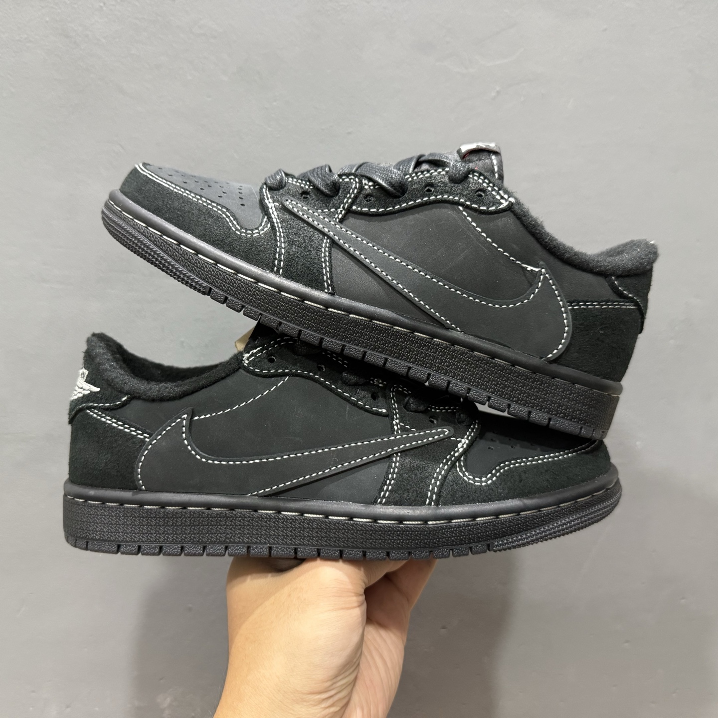Travis Scott x Fragment Design x Air Jordan 1 Low 乔1AJ1 TS藤原浩闪电三方联名倒钩低帮文化篮球鞋 DM7866-001 Travis Scott x Fragment Design x Air Jordan 1 Low 乔1AJ1 TS藤原浩闪电三方联名倒钩低帮文化篮球鞋 DM7866-001