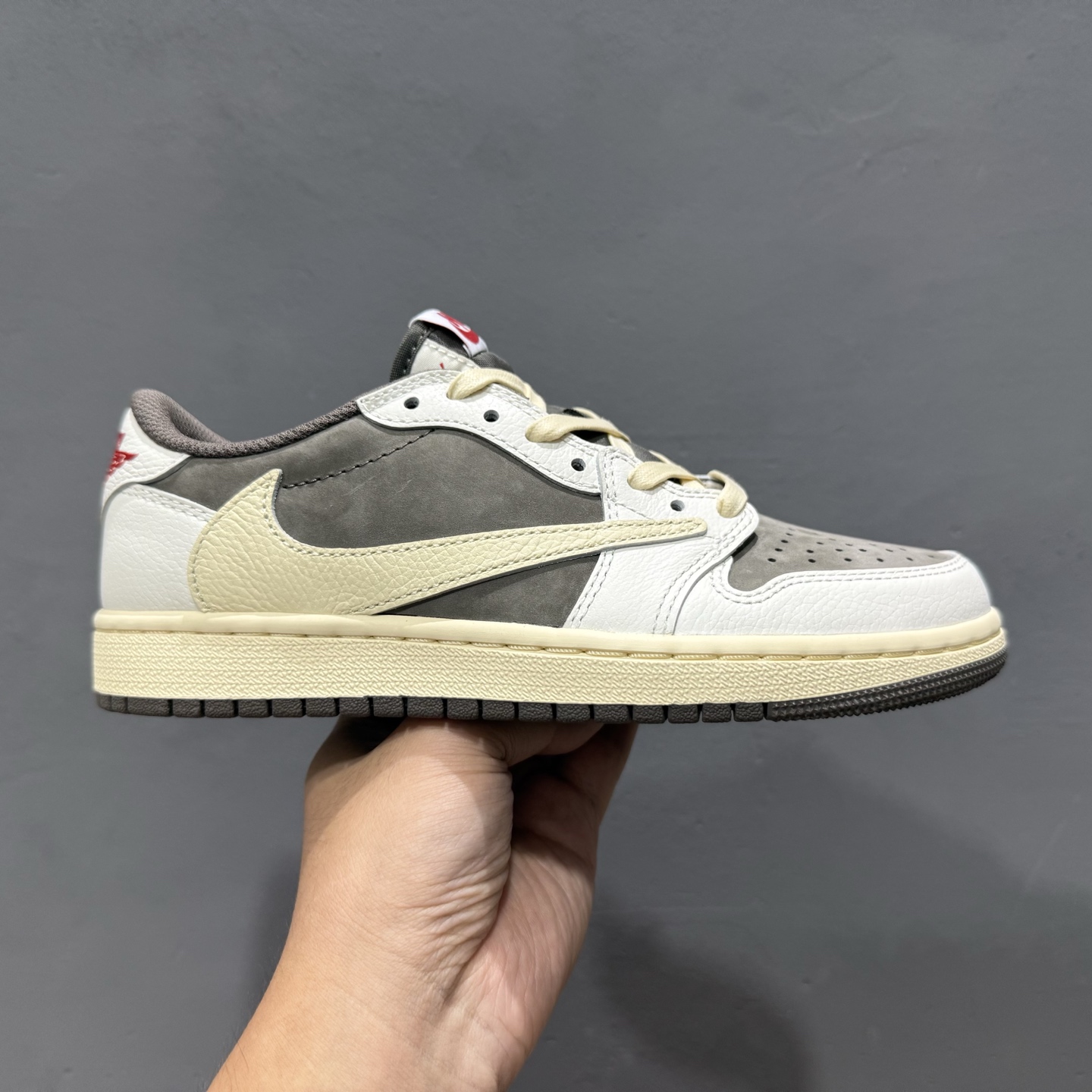 Travis Scott x Fragment Design x Air Jordan 1 Low 乔1AJ1 TS藤原浩闪电三方联名倒钩低帮文化篮球鞋 DM7866-162 Travis Scott x Fragment Design x Air Jordan 1 Low 乔1AJ1 TS藤原浩闪电三方联名倒钩低帮文化篮球鞋 DM7866-162